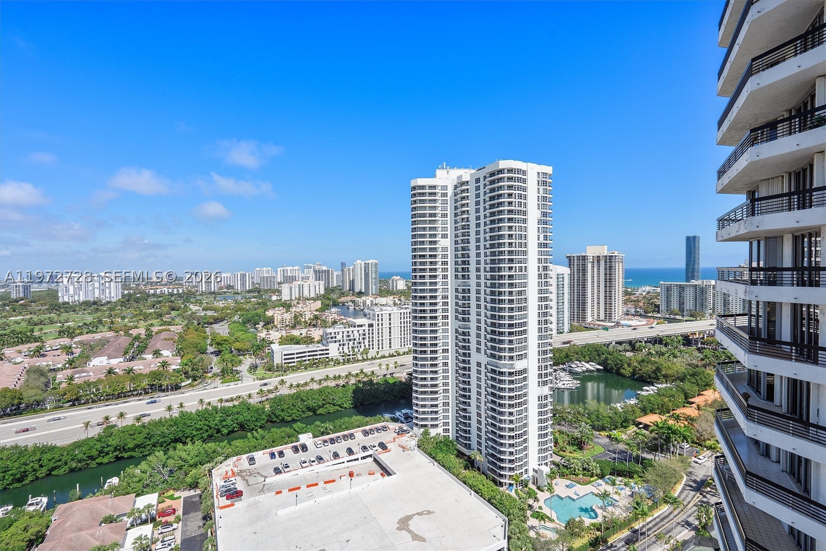 Aventura photo 4