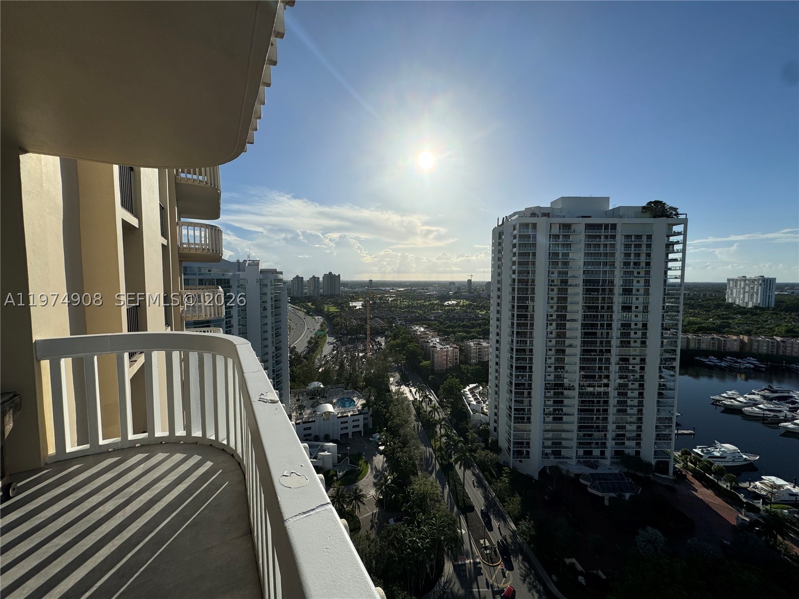 Aventura photo 2