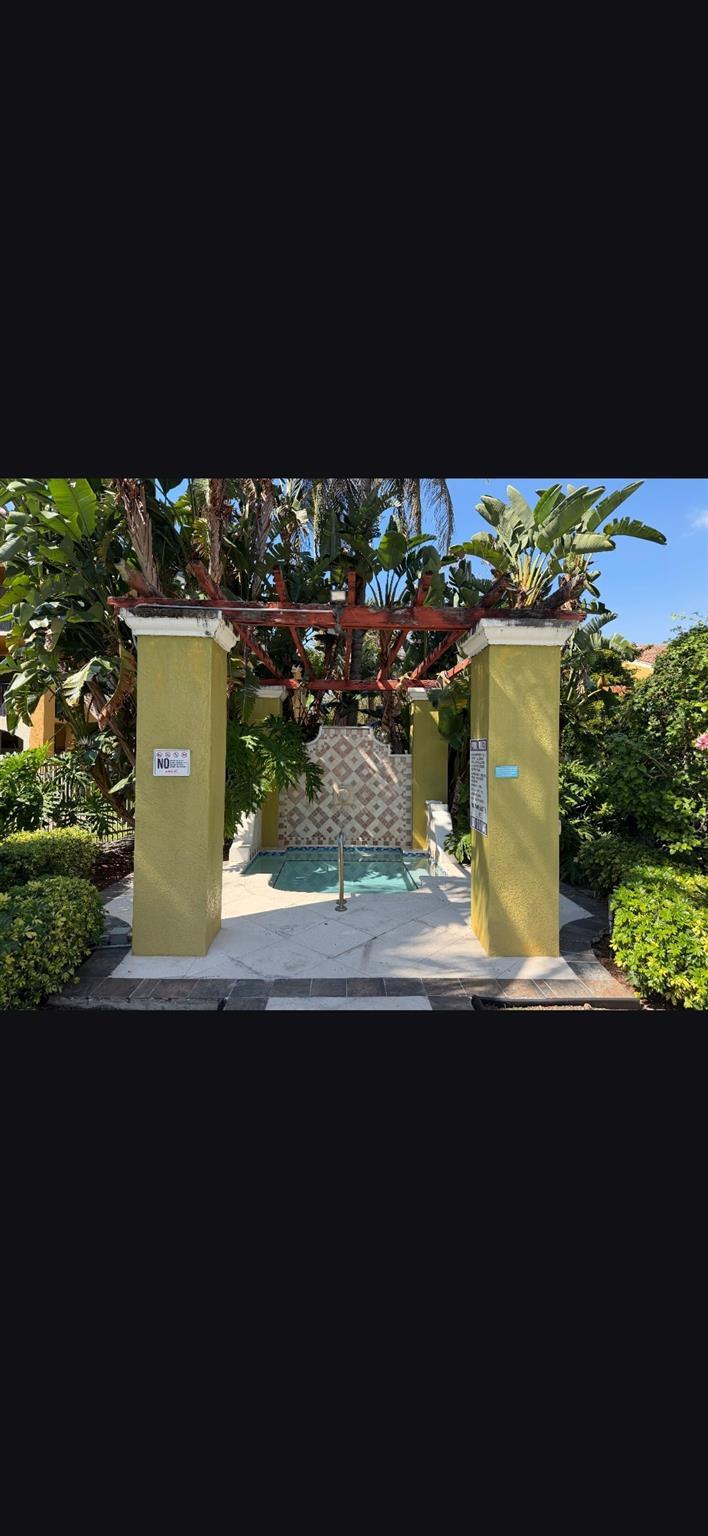Miramar photo 2