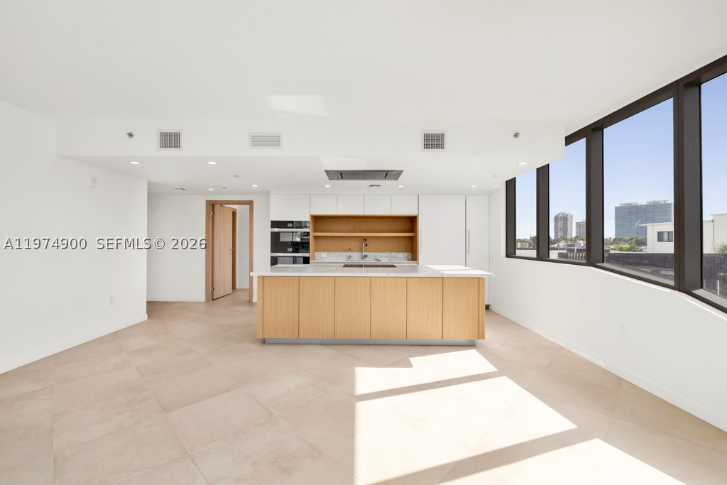 Bay Harbor Islands photo 1