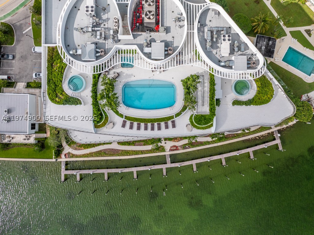 Bay Harbor Islands photo 3