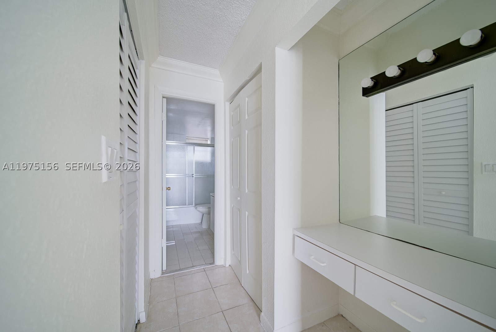North Miami Beach photo 5