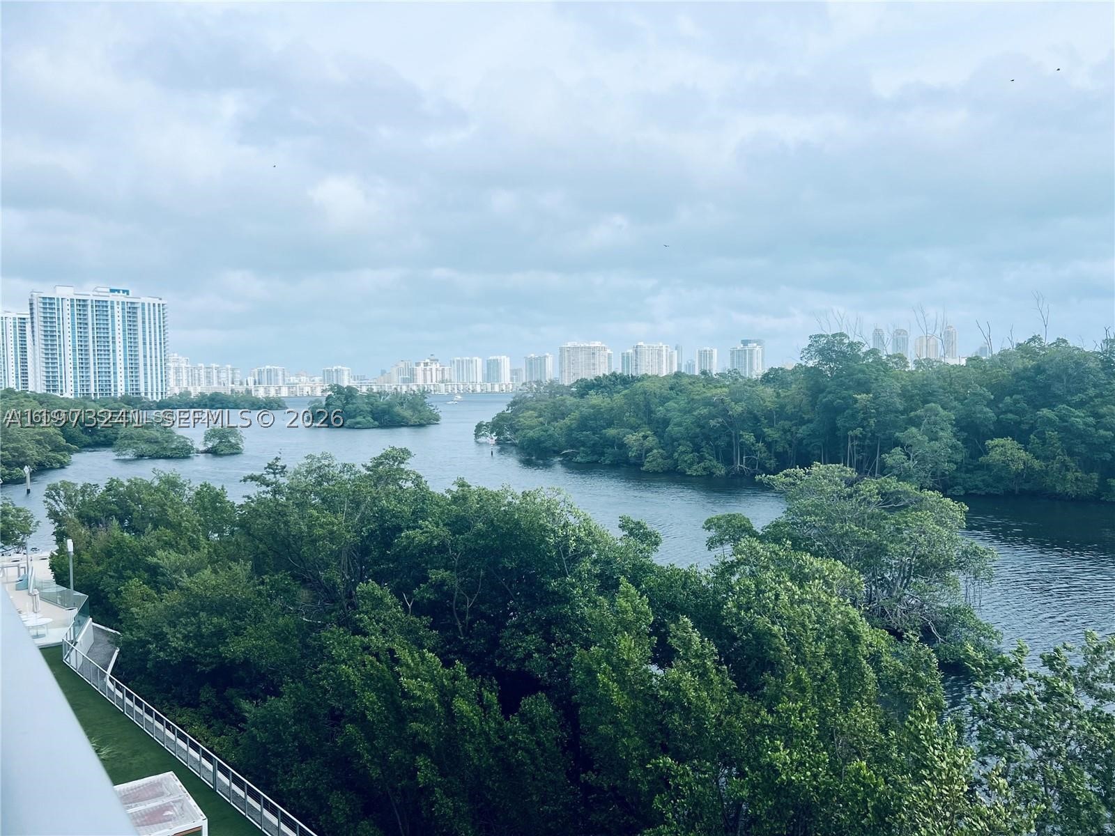 North Miami Beach photo 3