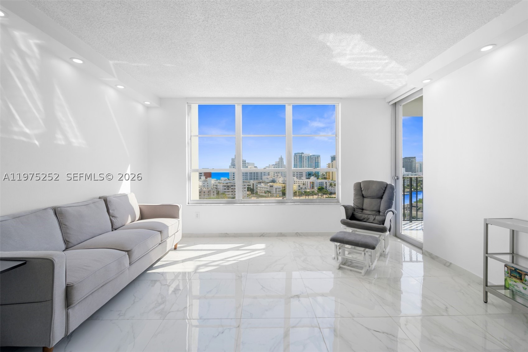 Miami Beach photo 2