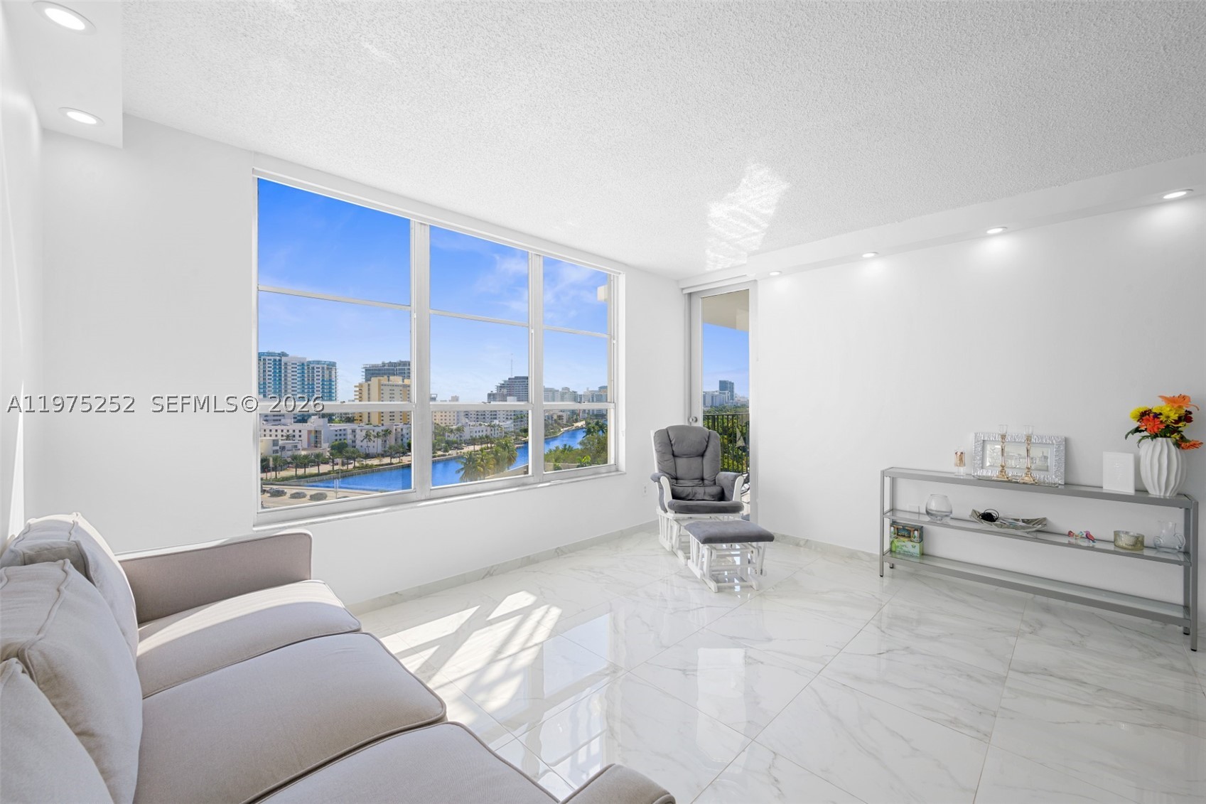 Miami Beach photo 4