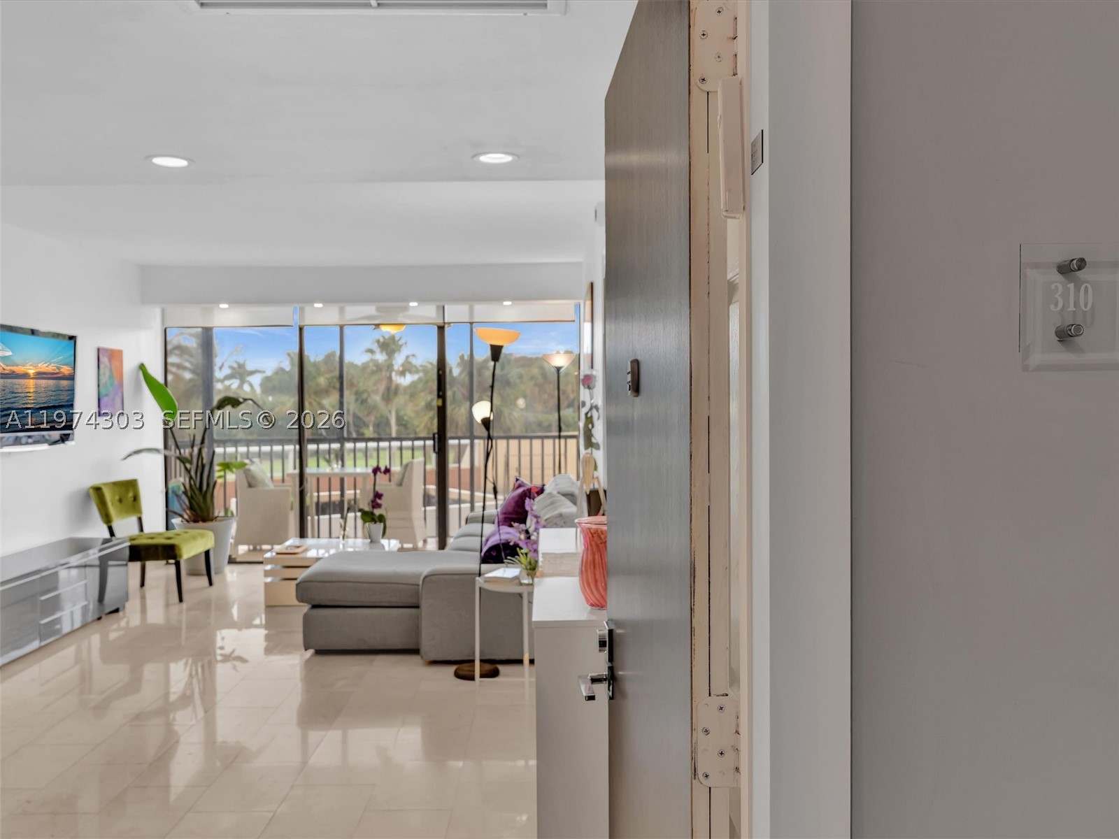 Aventura photo 1