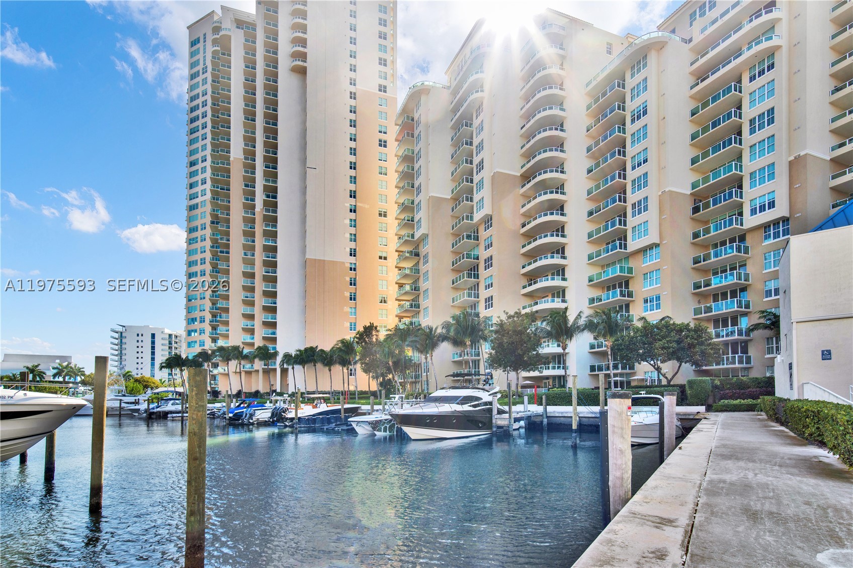 Aventura photo 2