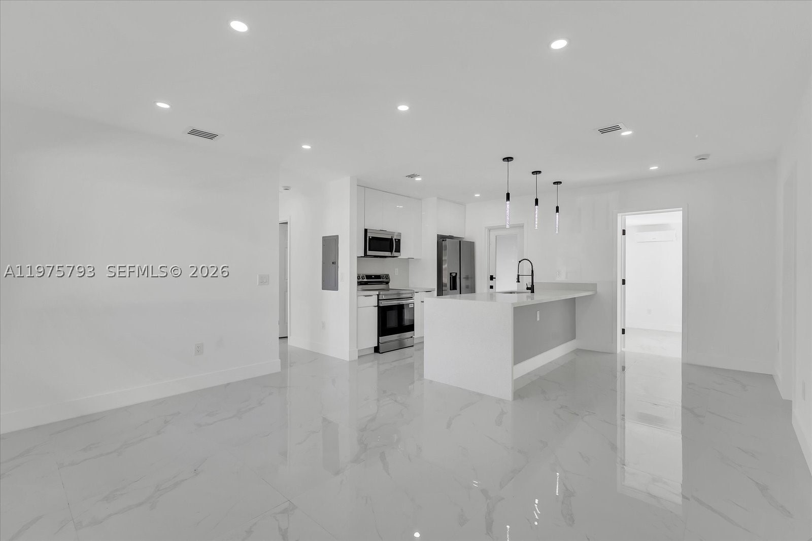 North Miami photo 2