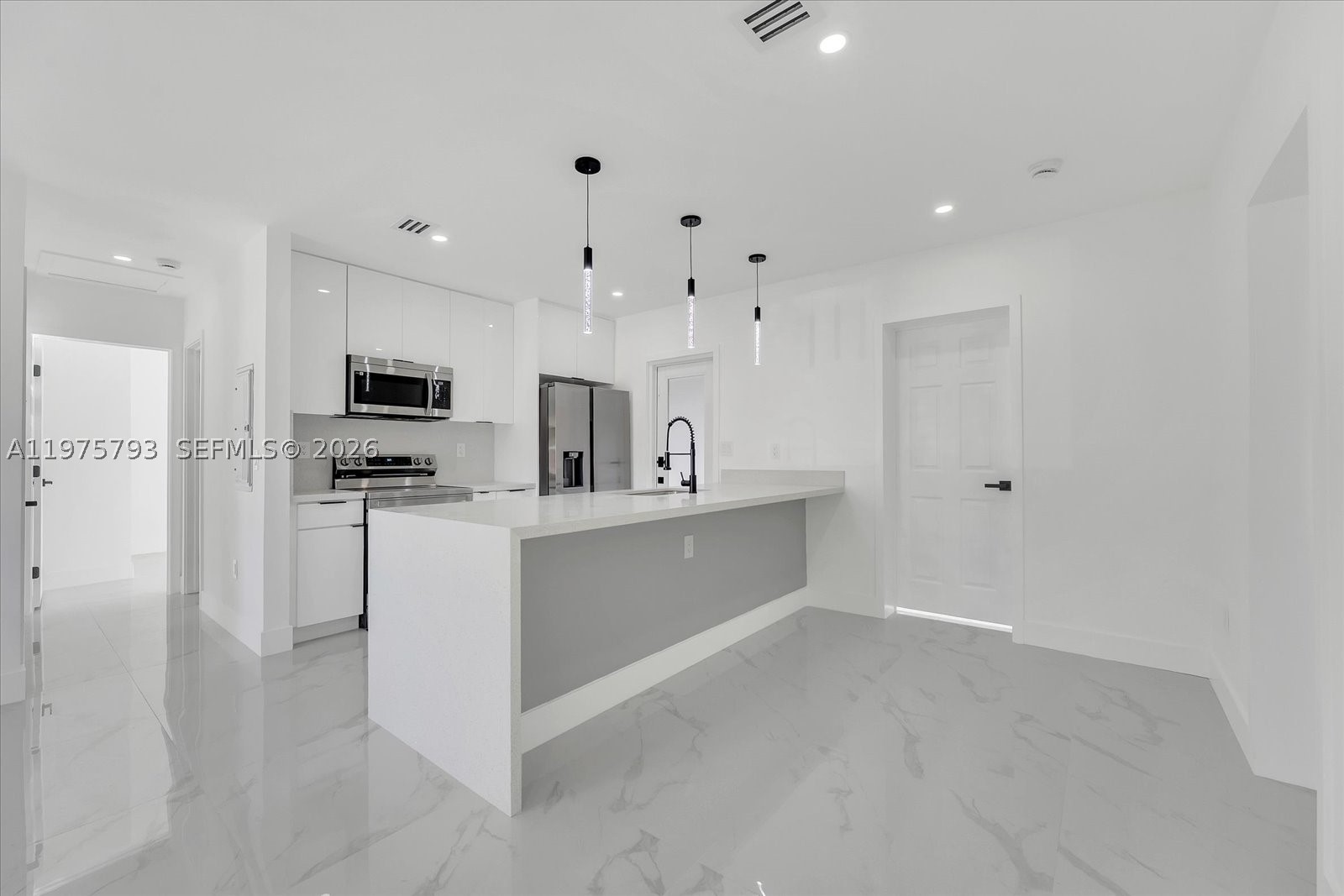 North Miami photo 5