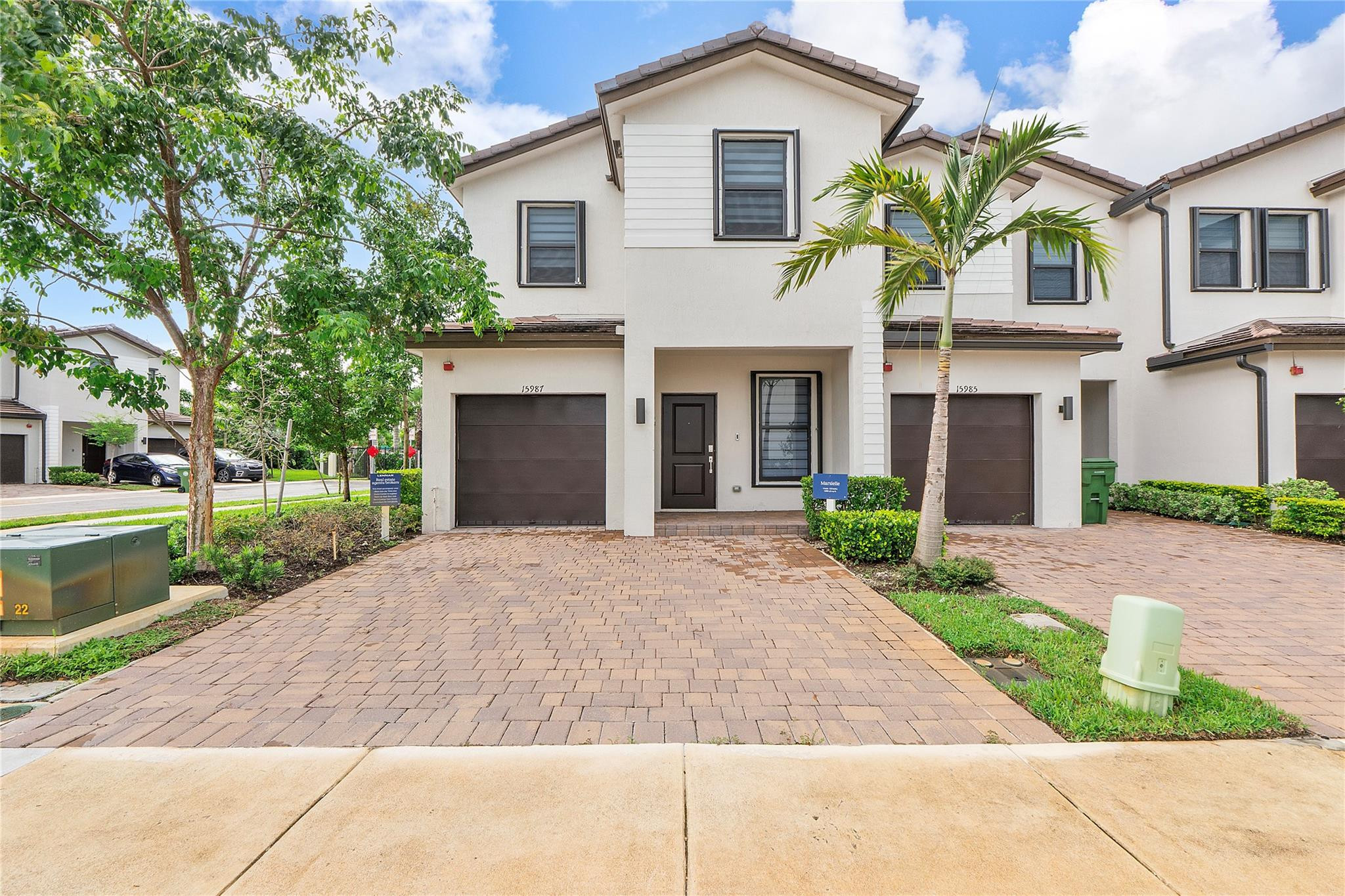 Pembroke Pines photo 4