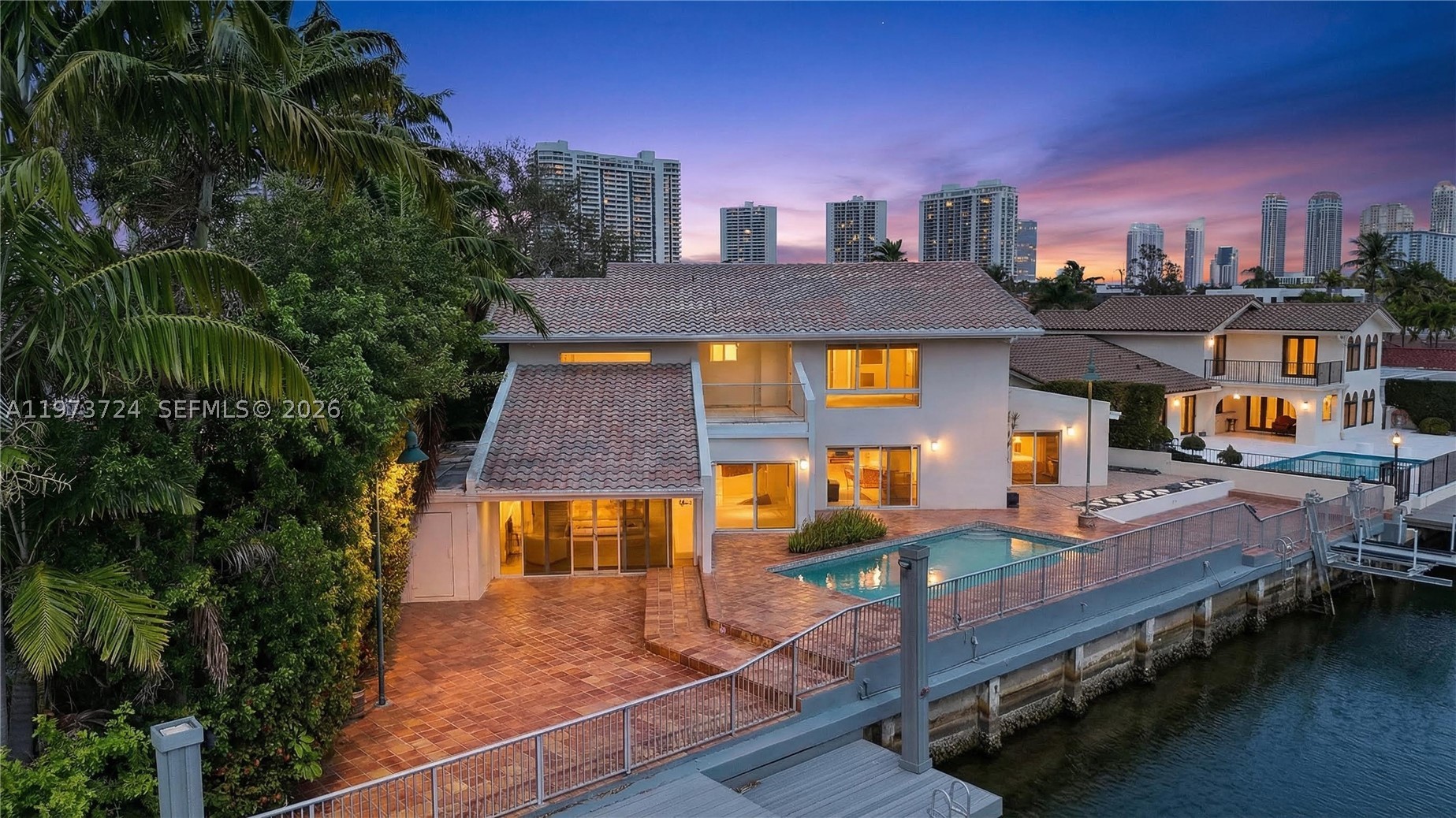North Miami Beach photo 1
