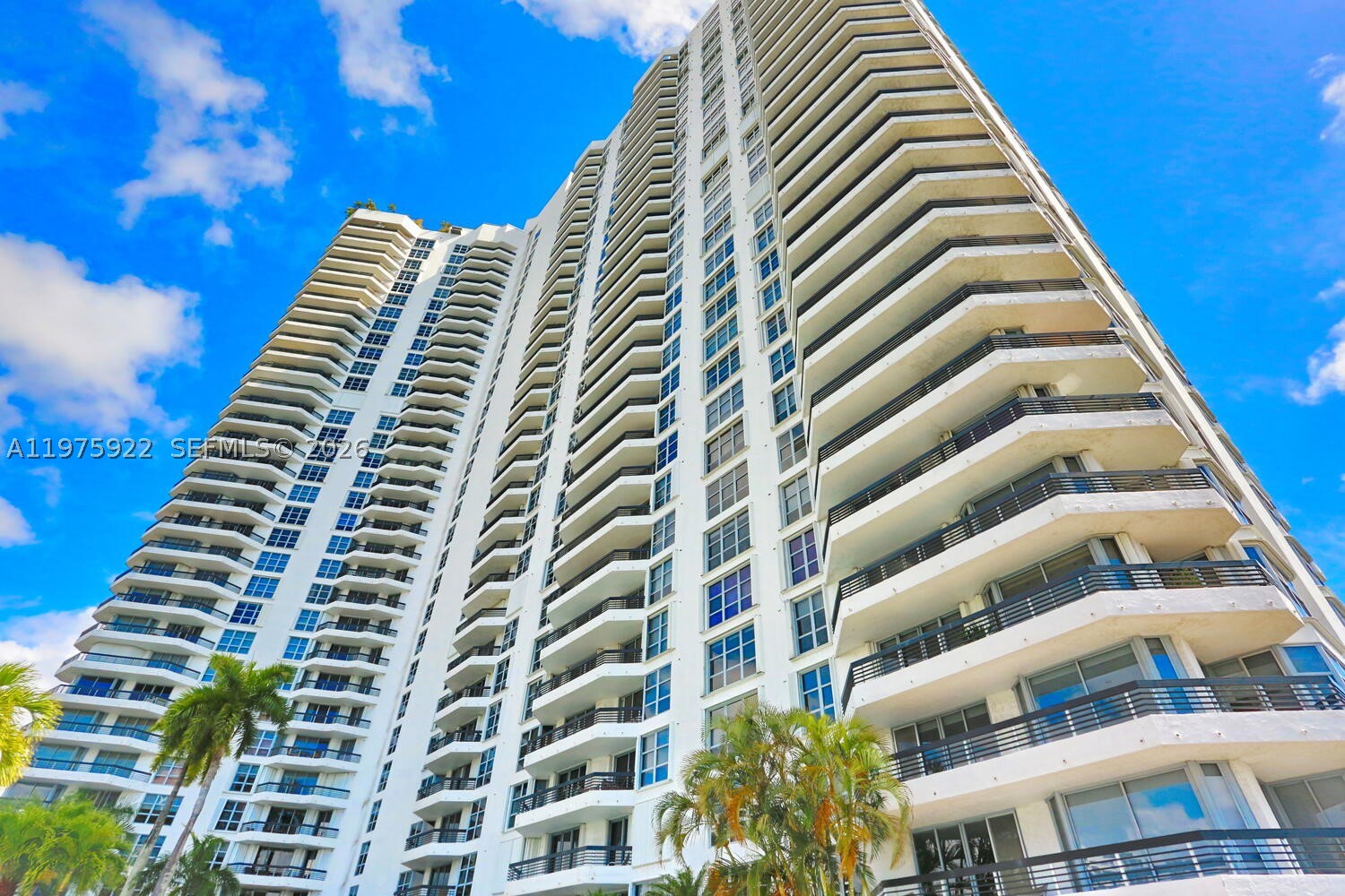 Aventura photo 1