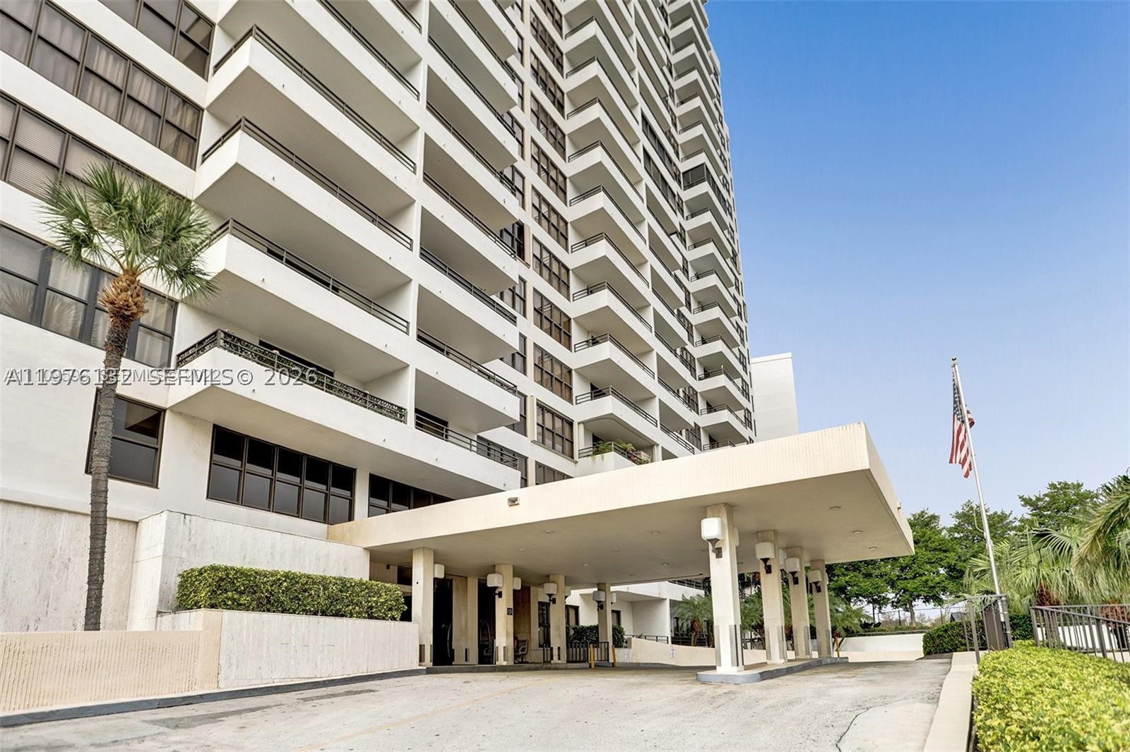 Hallandale Beach photo 1