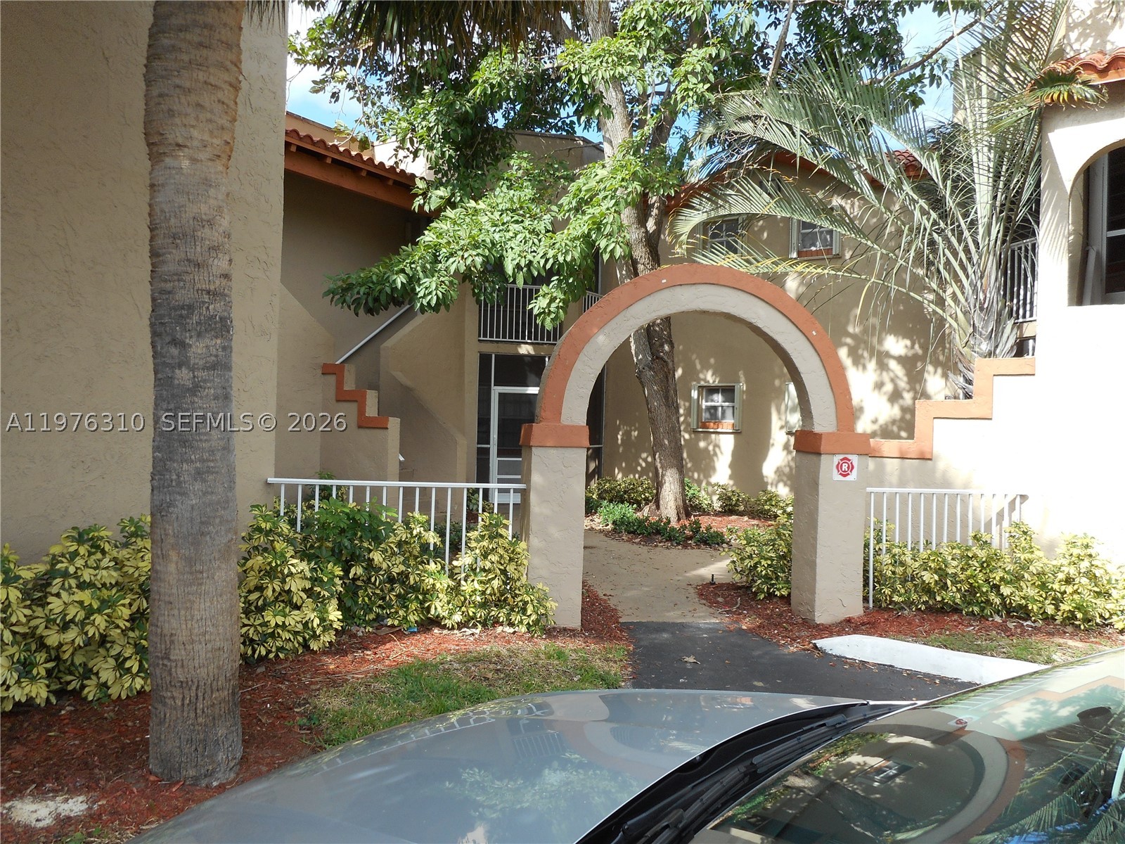 Pembroke Pines photo 3