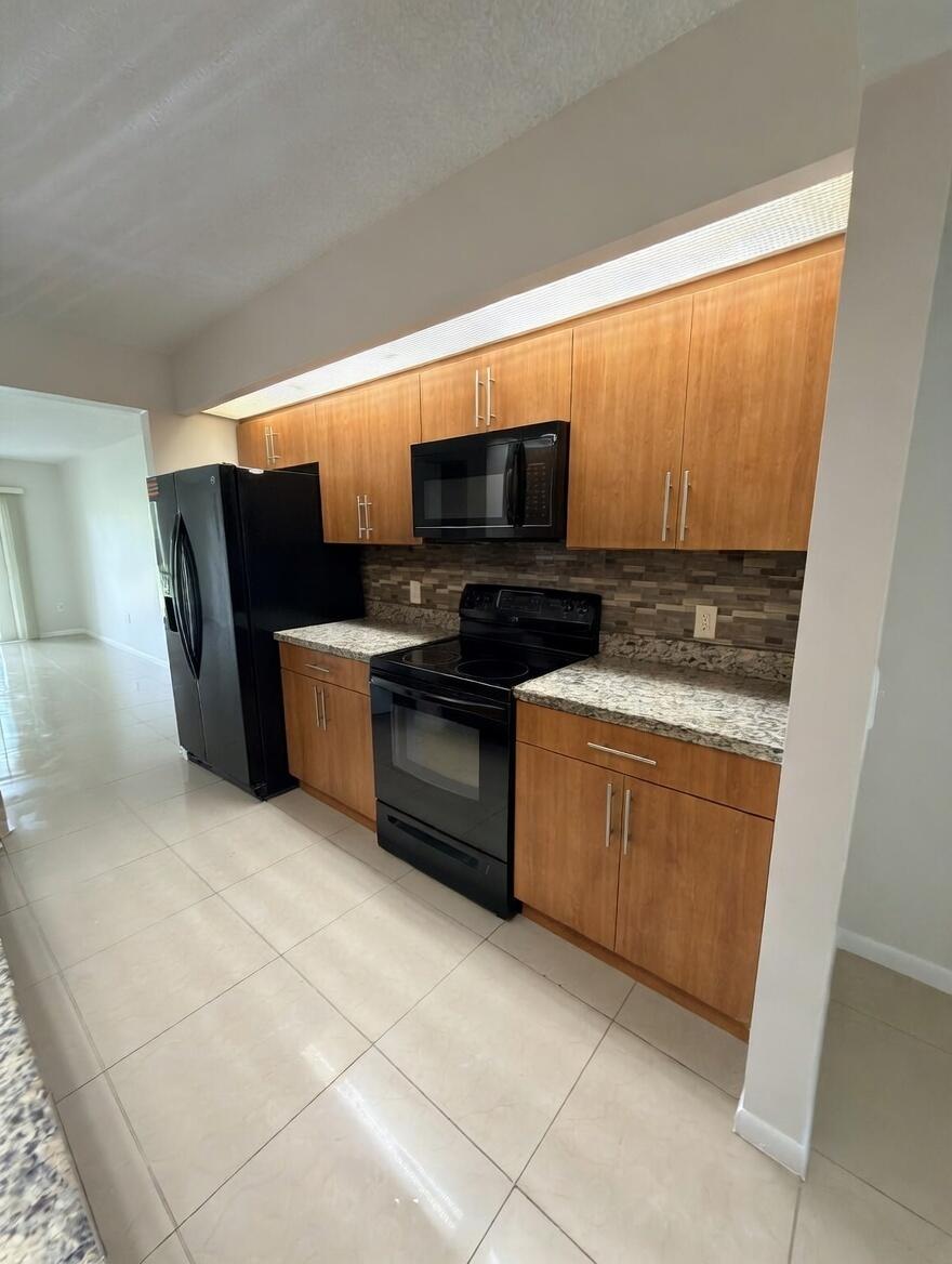 Pembroke Pines photo 2