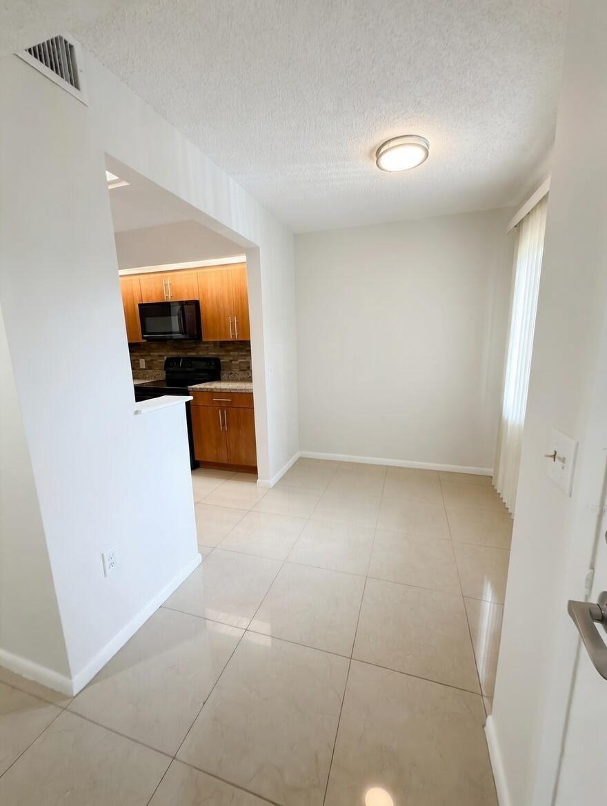 Pembroke Pines photo 4