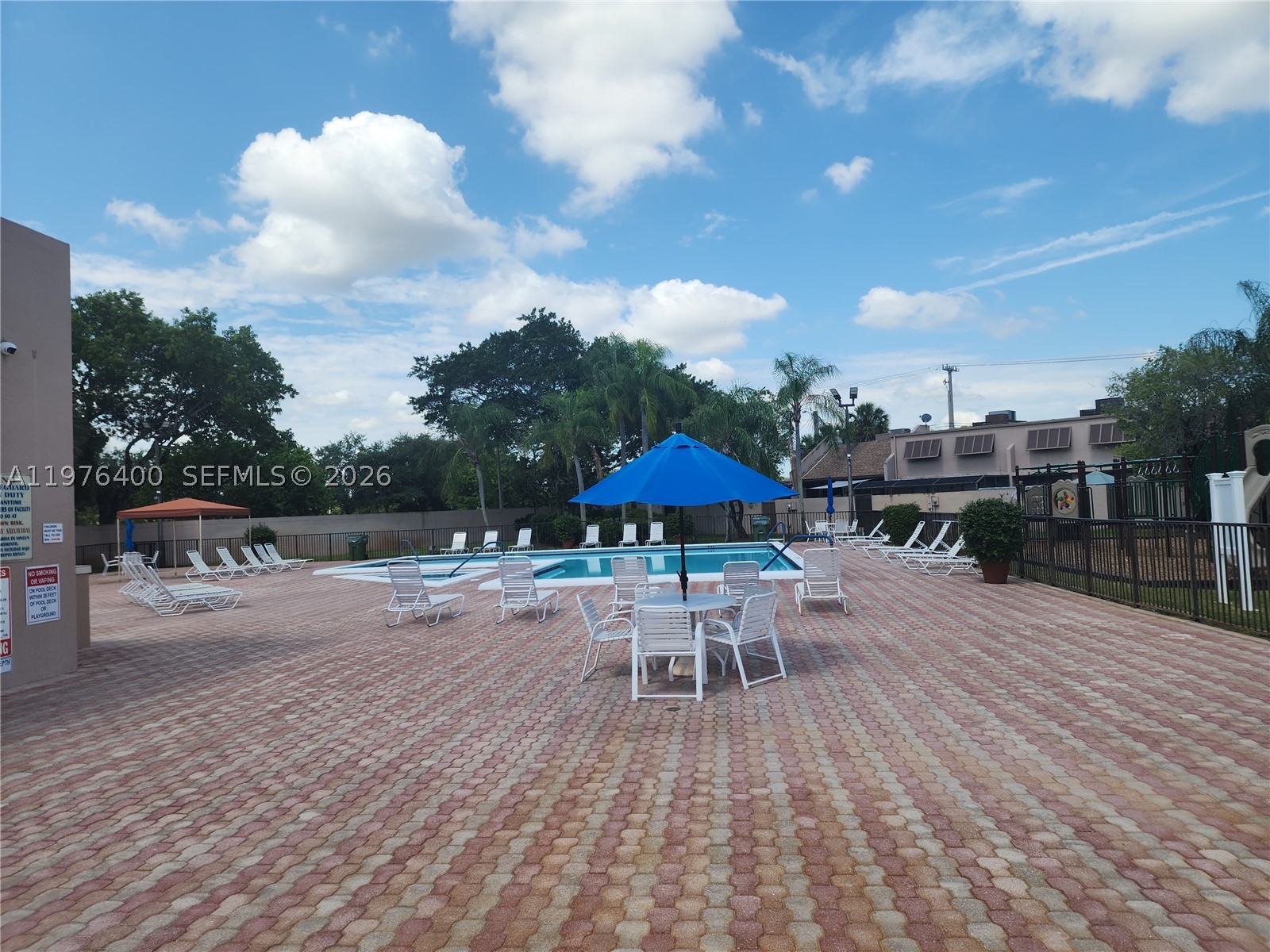 Pembroke Pines photo 3