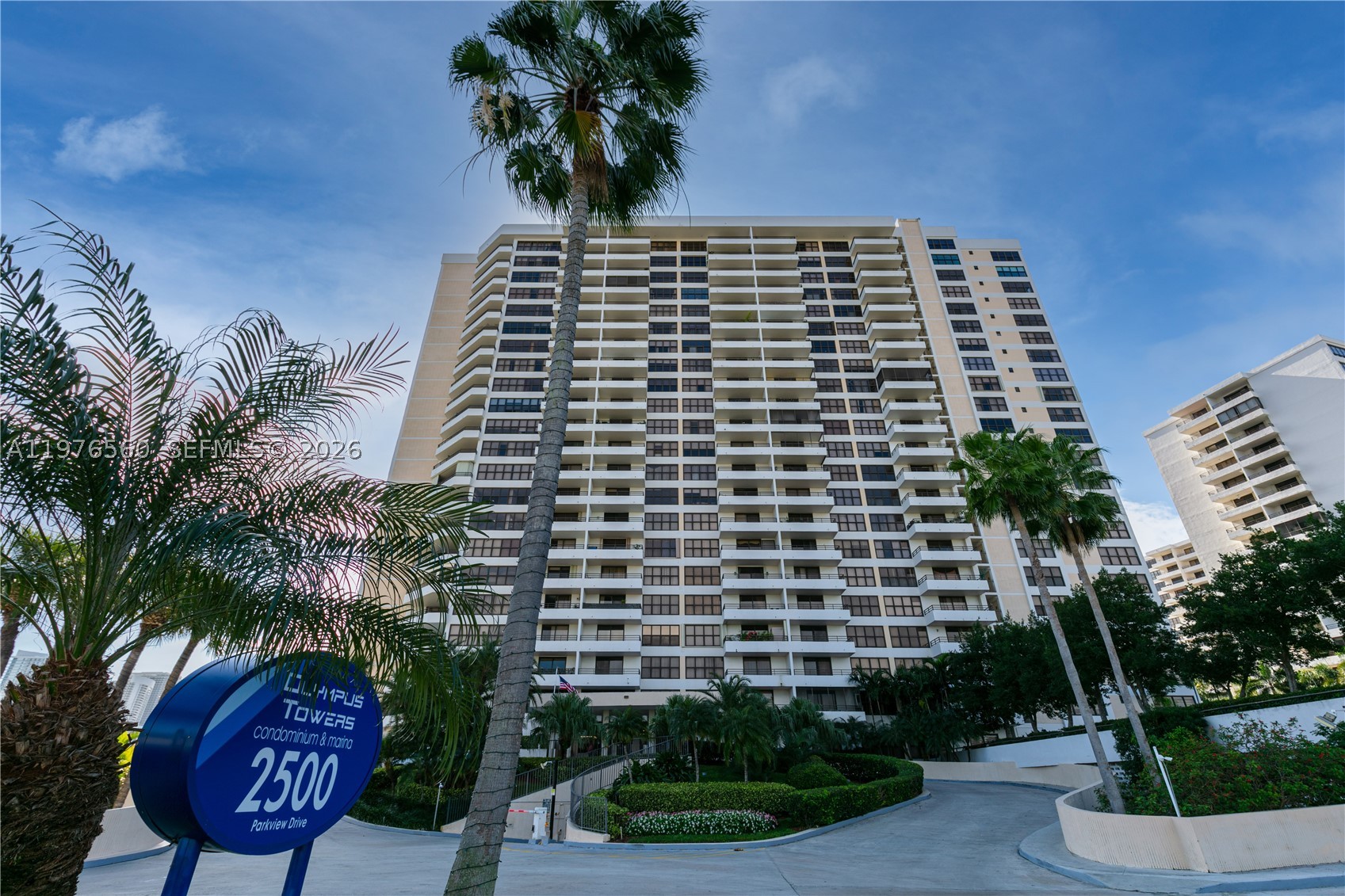 Hallandale Beach photo 2