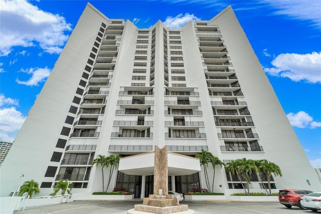 Hallandale Beach photo 1