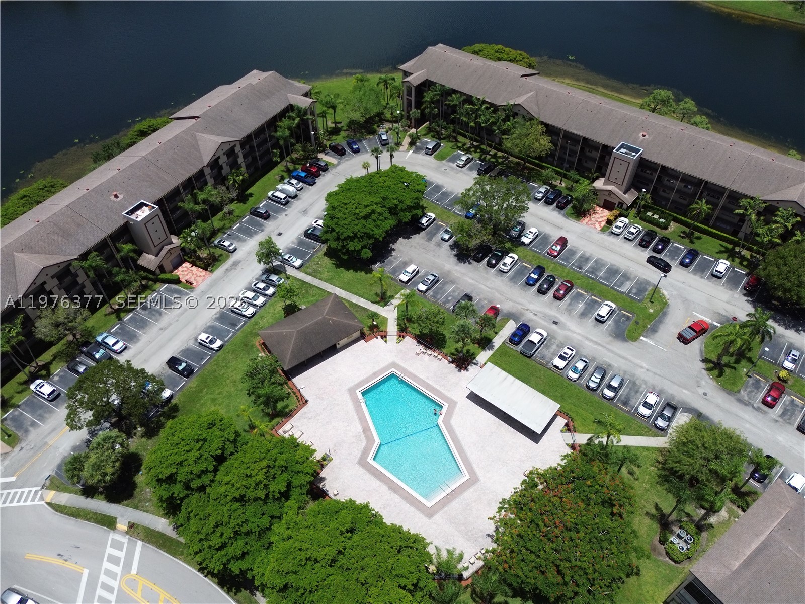 Pembroke Pines photo 1