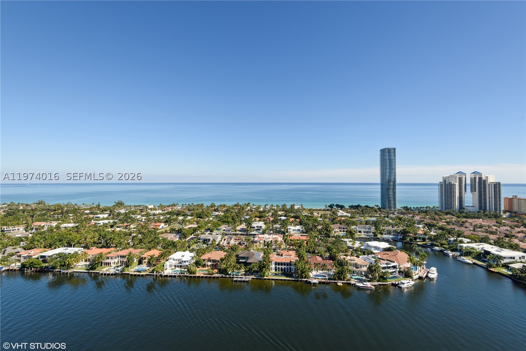 Aventura photo 1