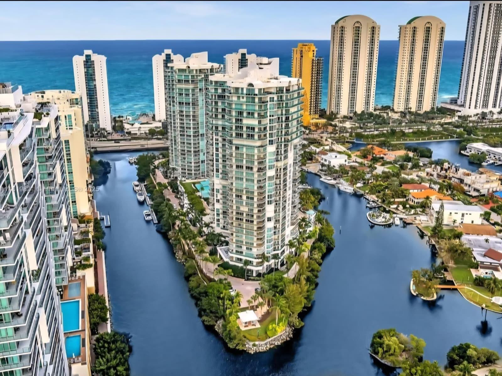 Sunny Isles Beach photo 1