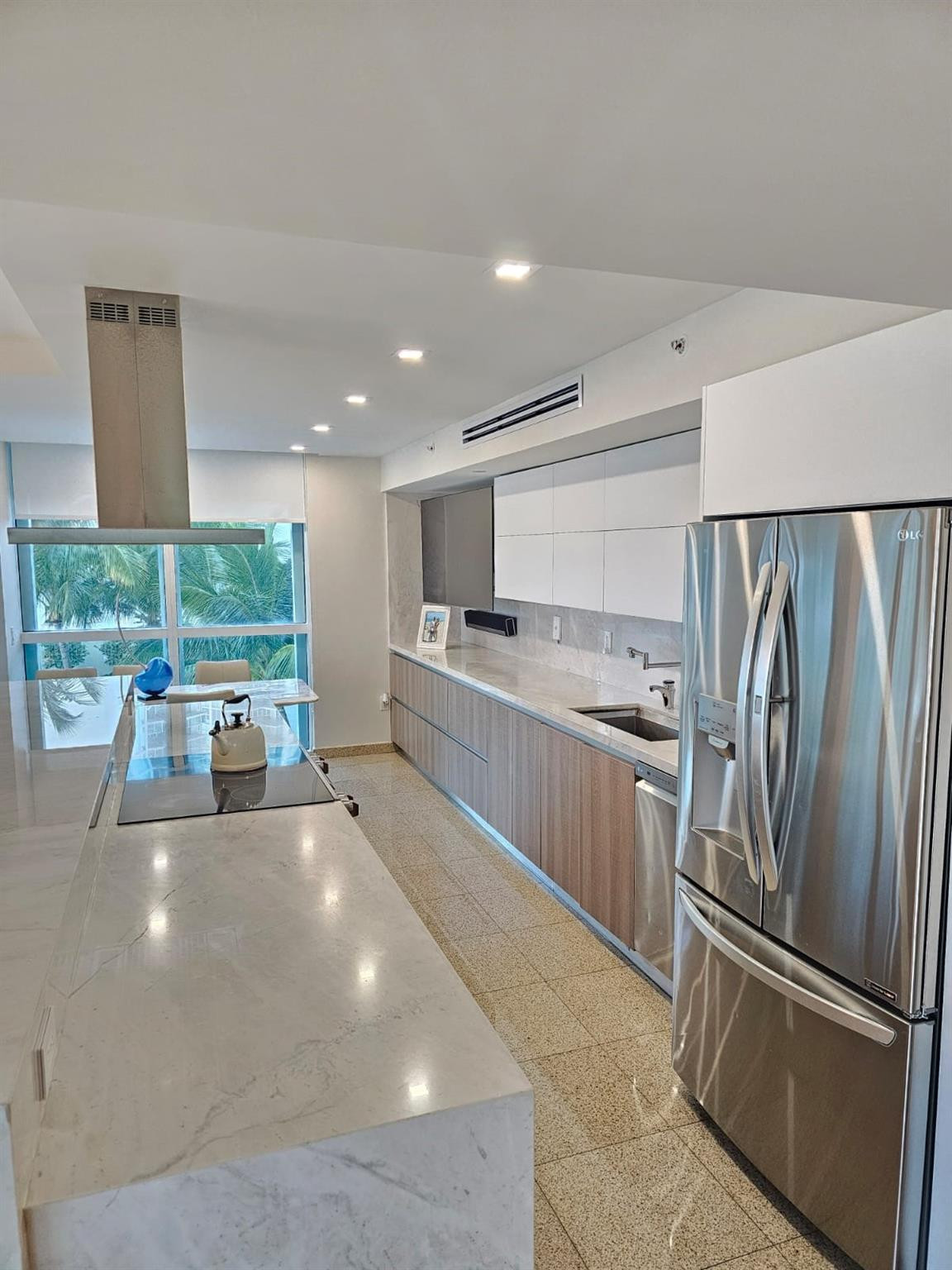 Sunny Isles Beach photo 2