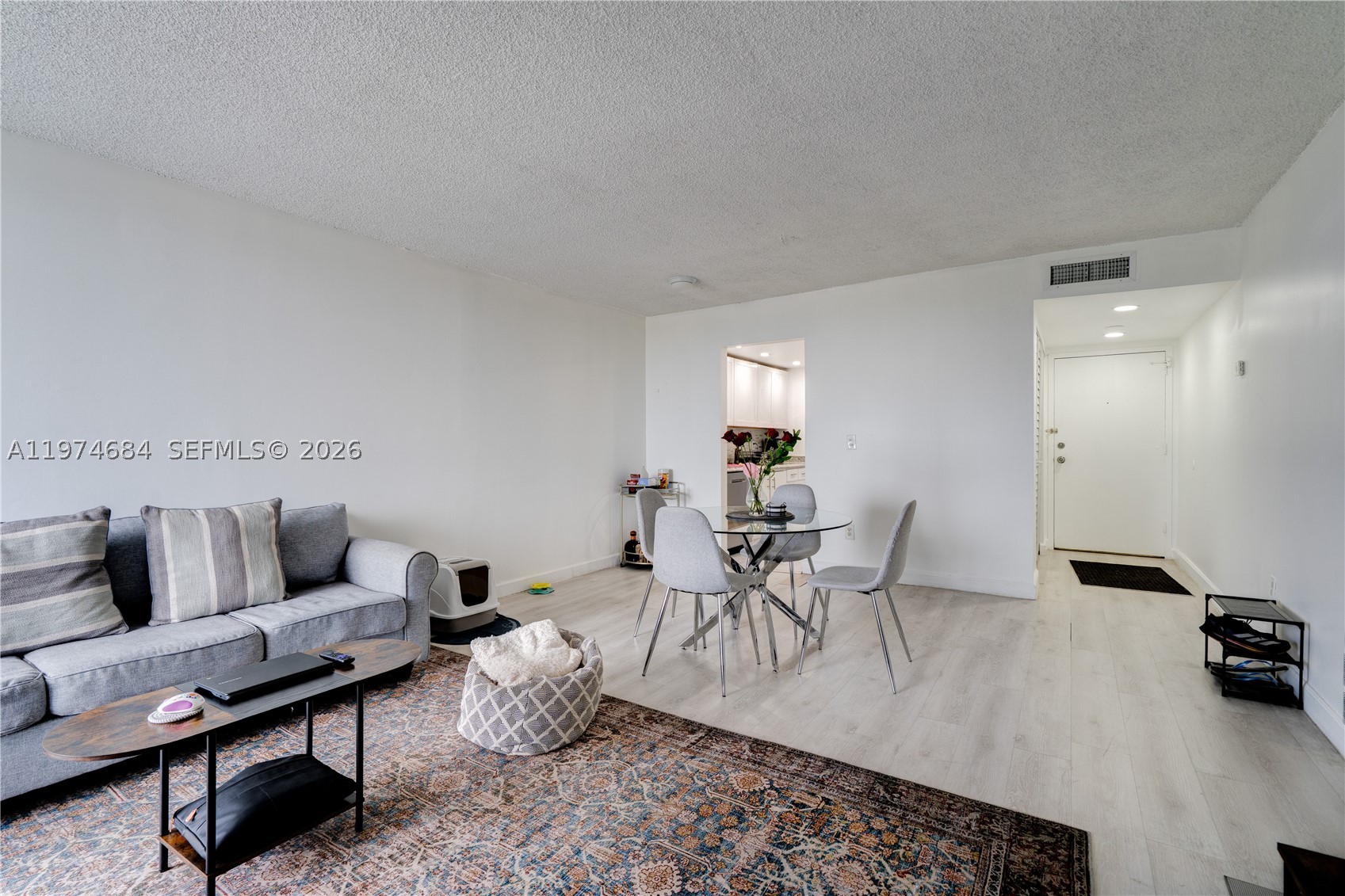 North Miami photo 4