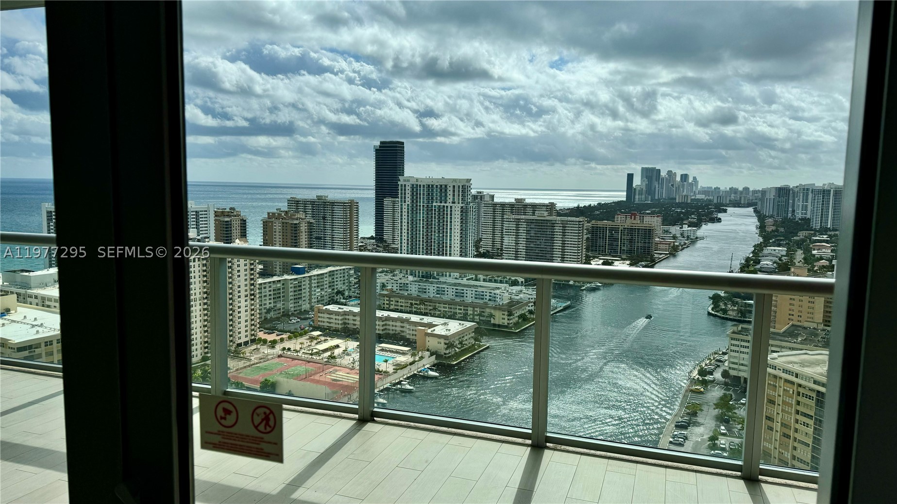 Hallandale Beach photo 2