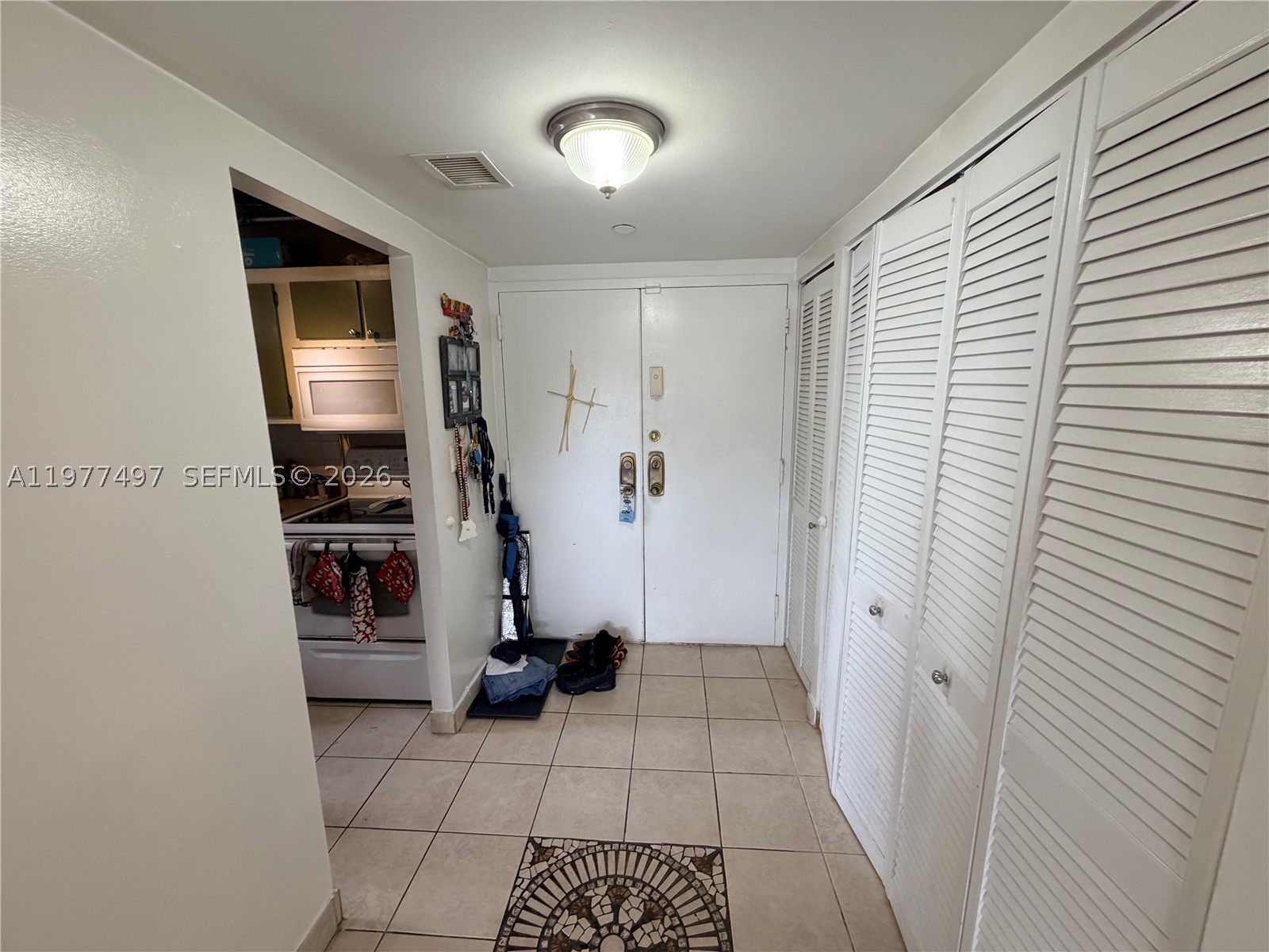 North Miami photo 4
