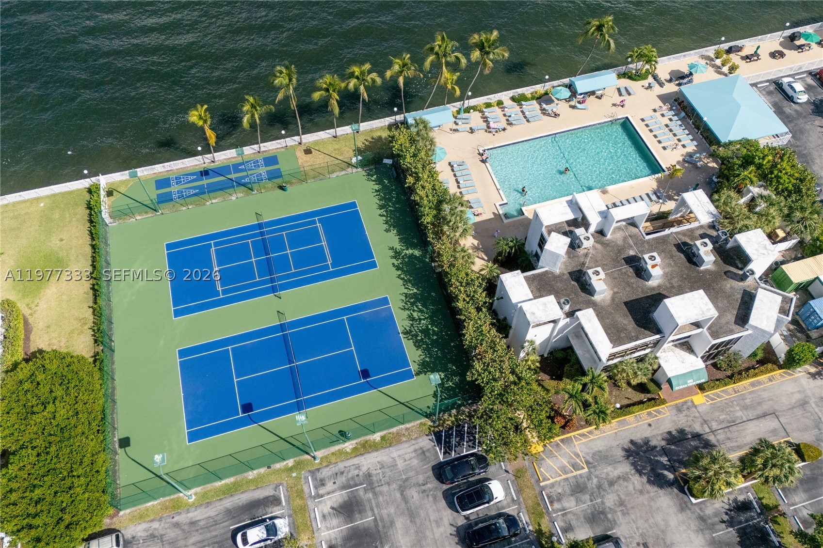Hallandale Beach photo 3