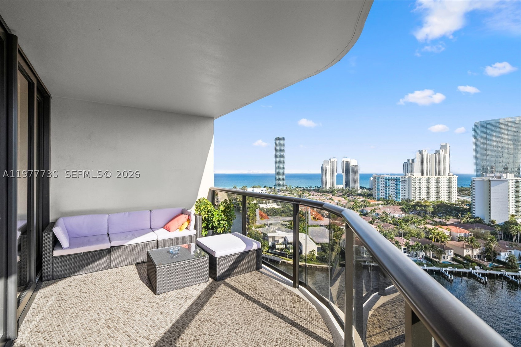 Aventura photo 4