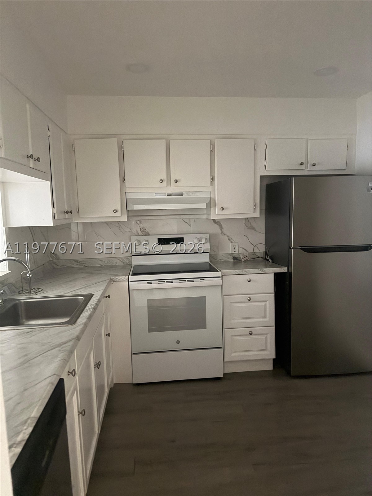 North Miami photo 4