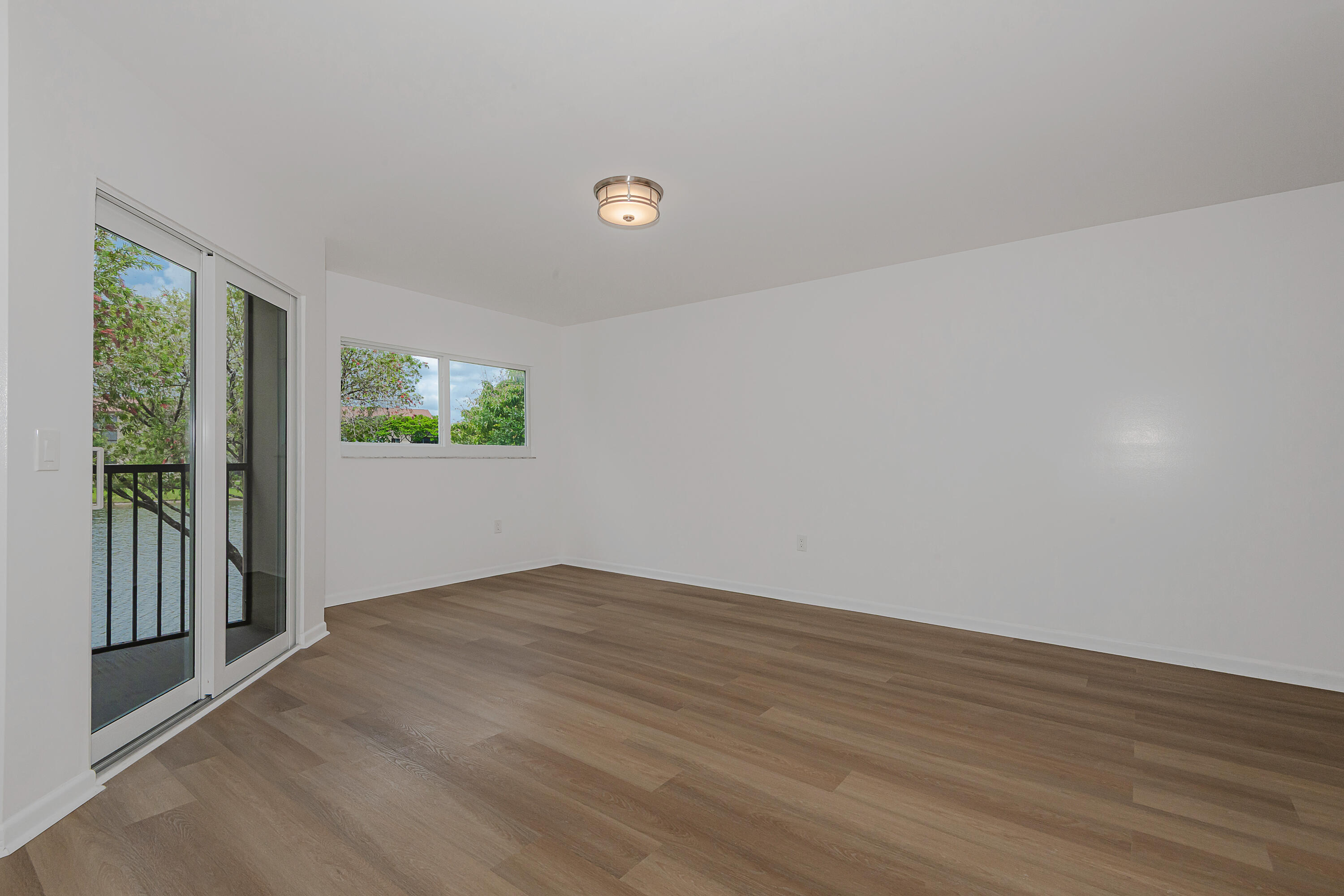 Pembroke Pines photo 5