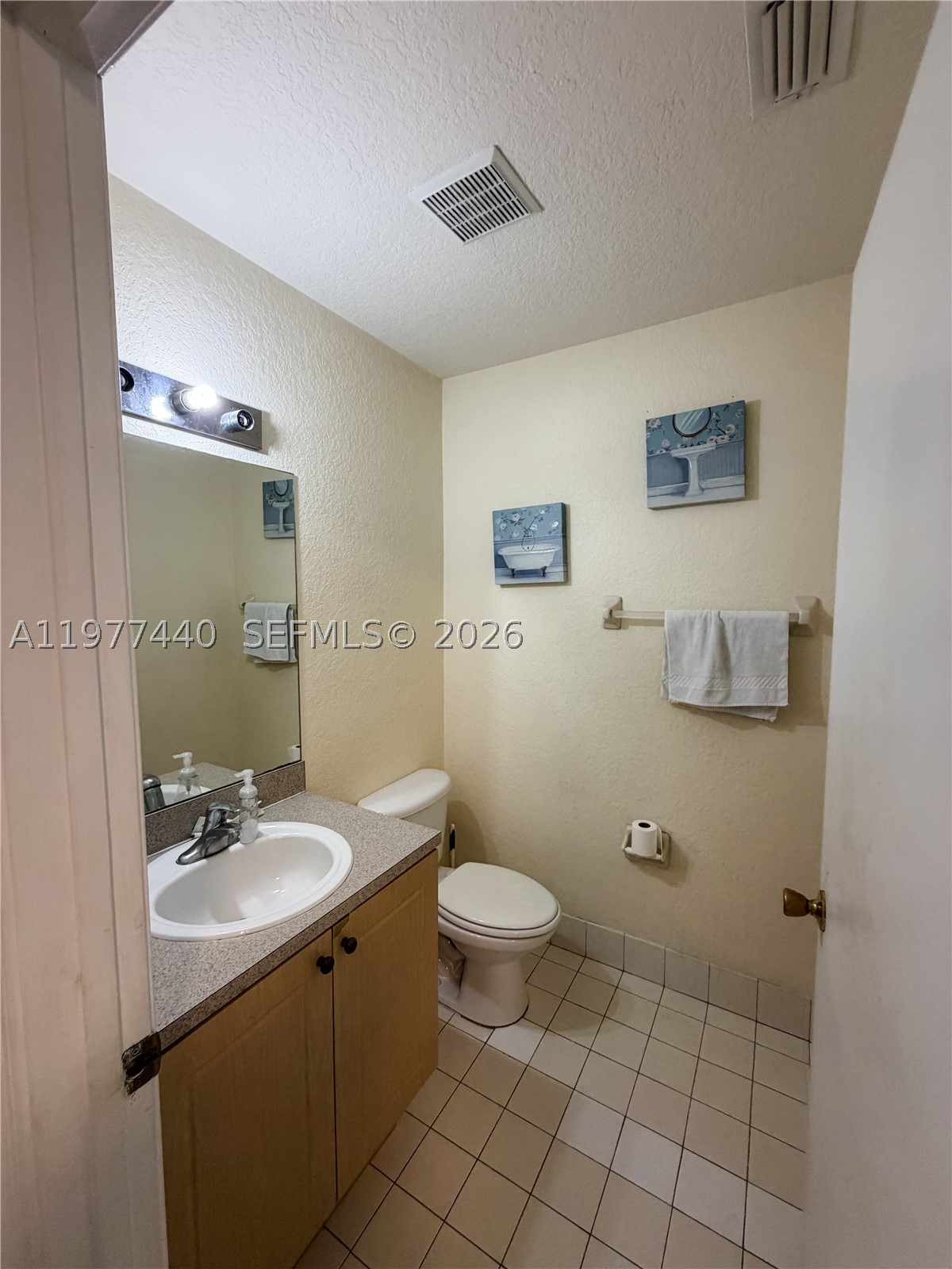 Miramar photo 4