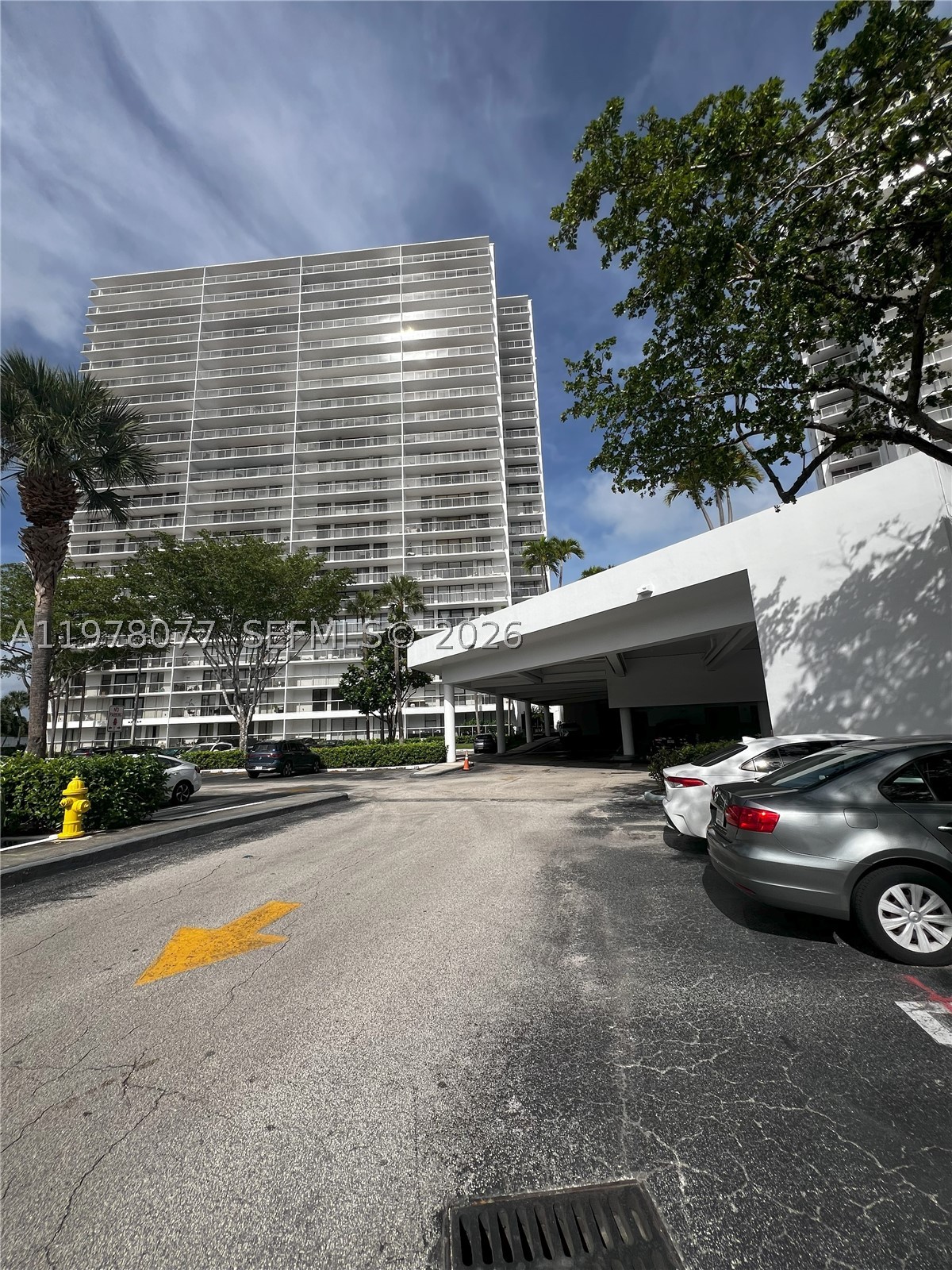 Aventura photo 2