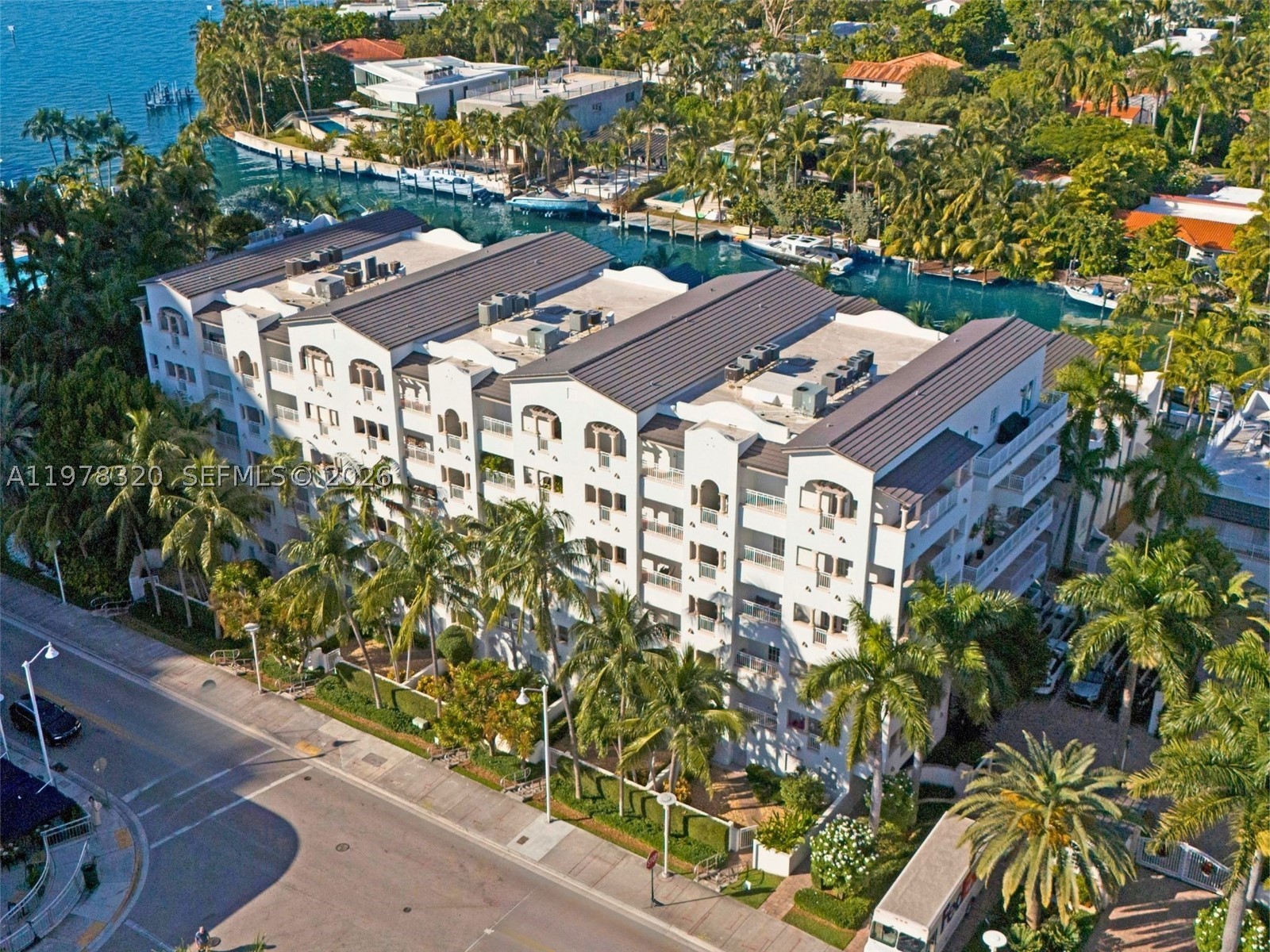 Miami Beach photo 2