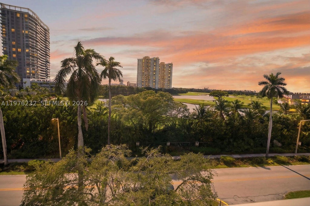 Hallandale Beach photo 1