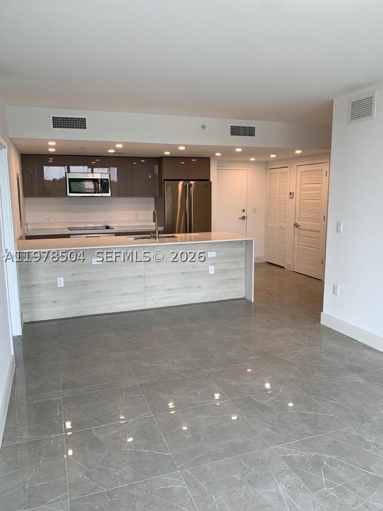 North Miami Beach photo 4