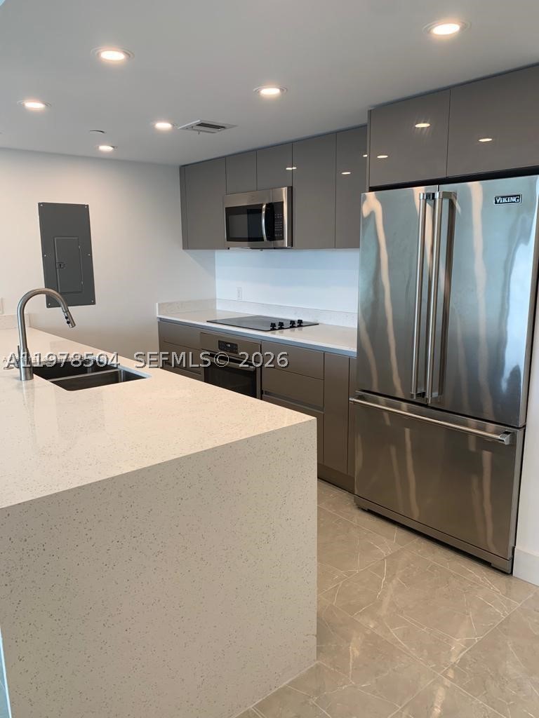 North Miami Beach photo 5