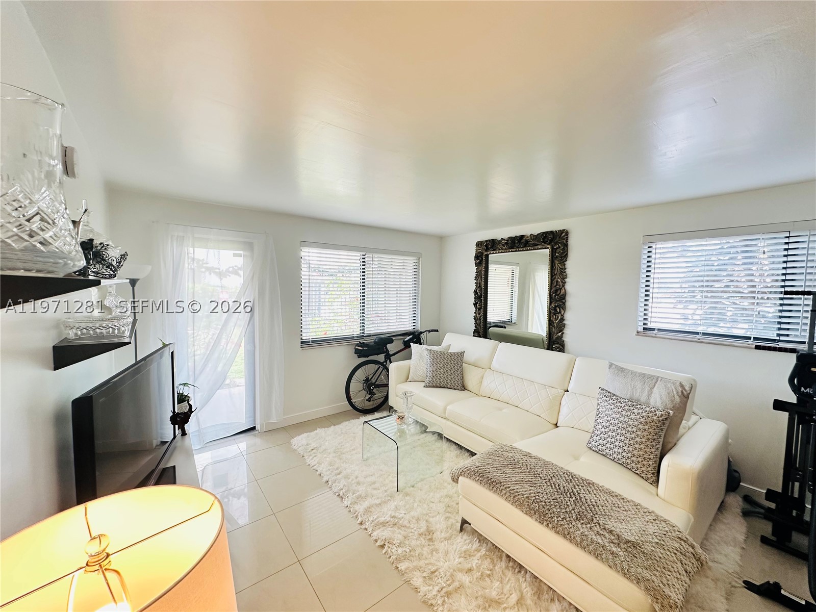 Hallandale Beach photo 1