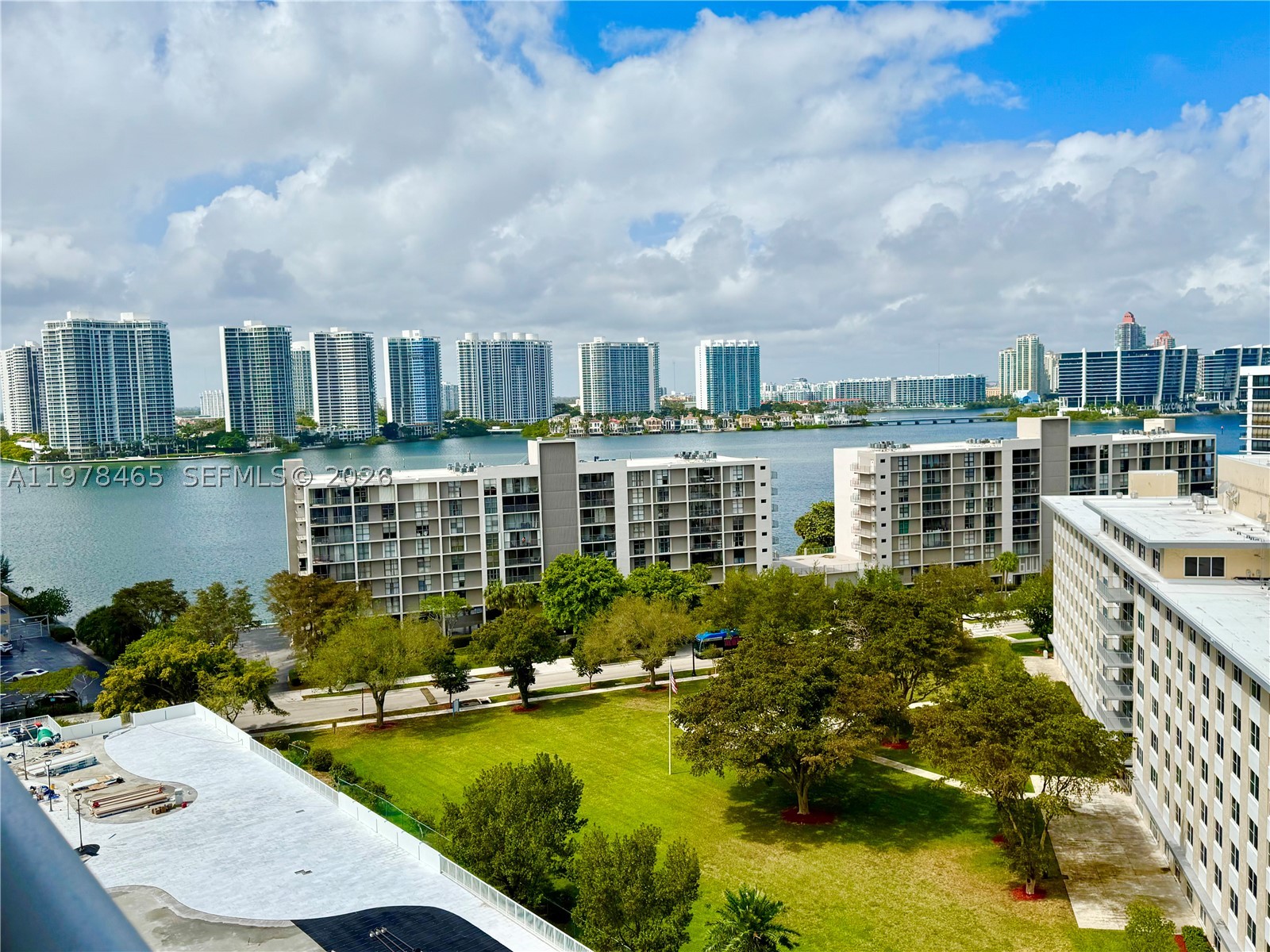 Sunny Isles Beach photo 2
