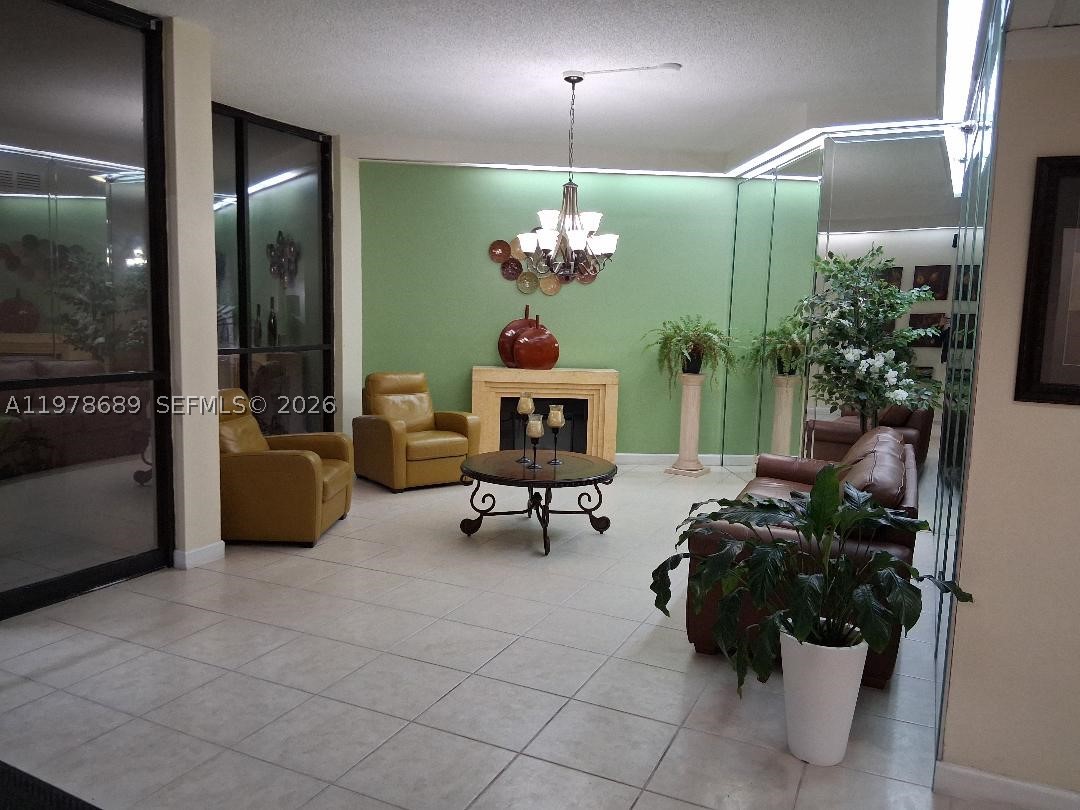 Pembroke Pines photo 2