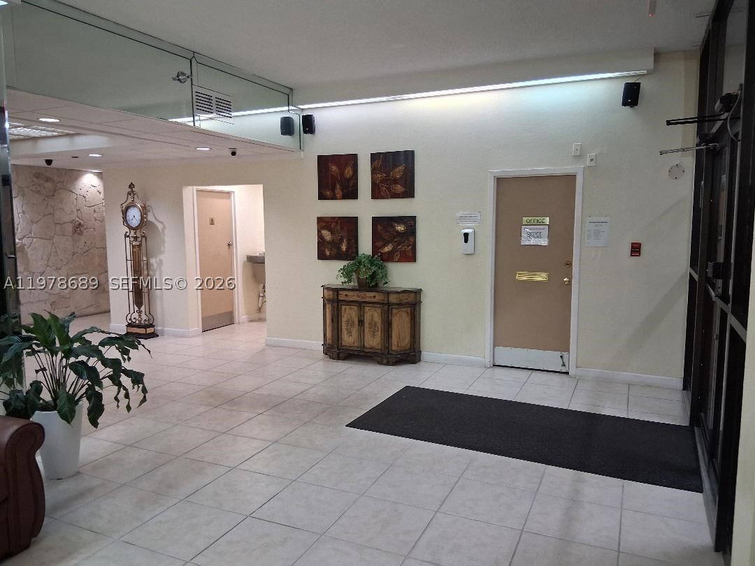 Pembroke Pines photo 4