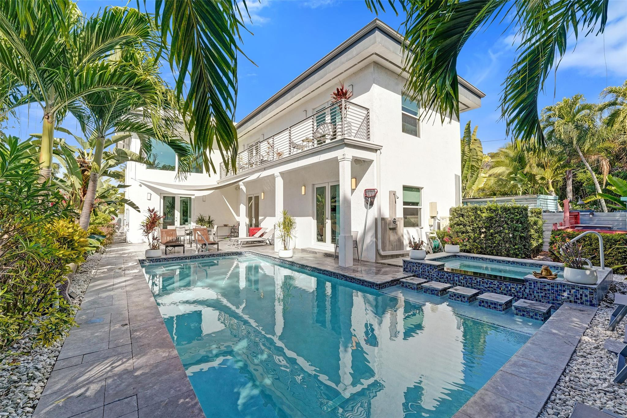 Wilton Manors photo 1