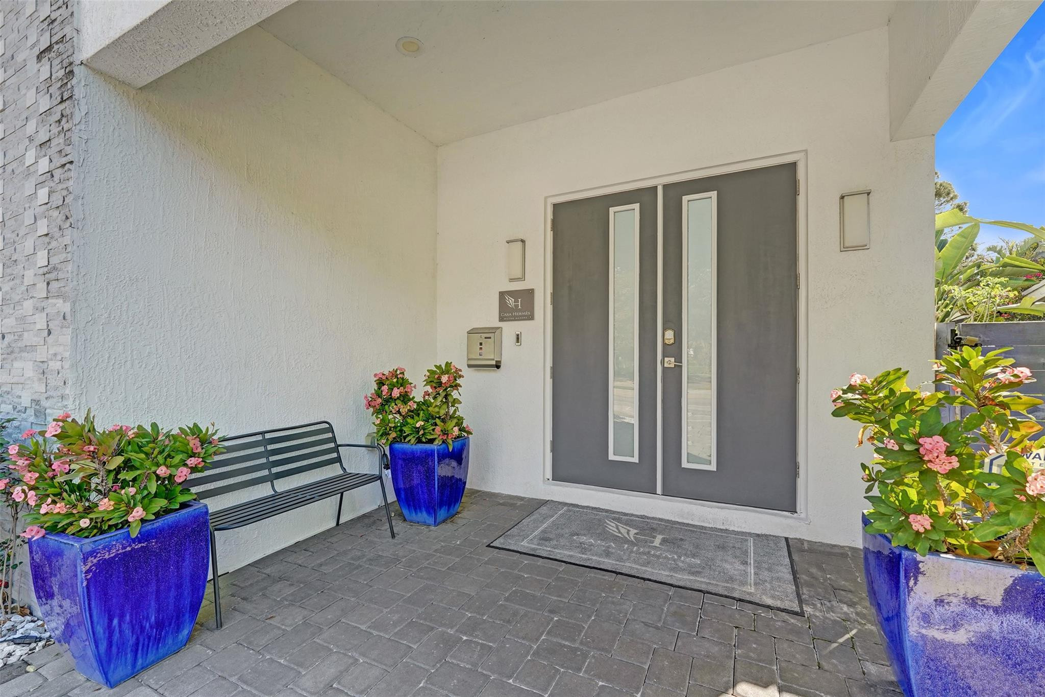 Wilton Manors photo 3