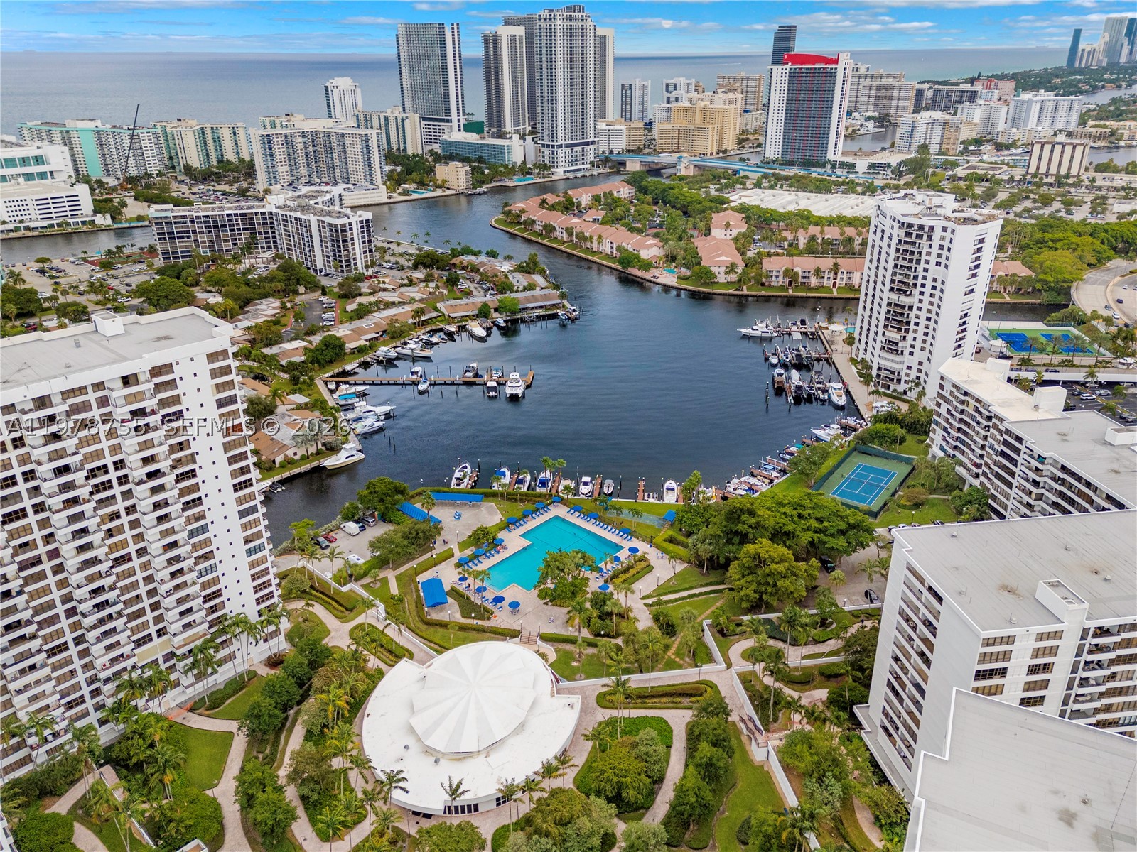 Hallandale Beach photo 1