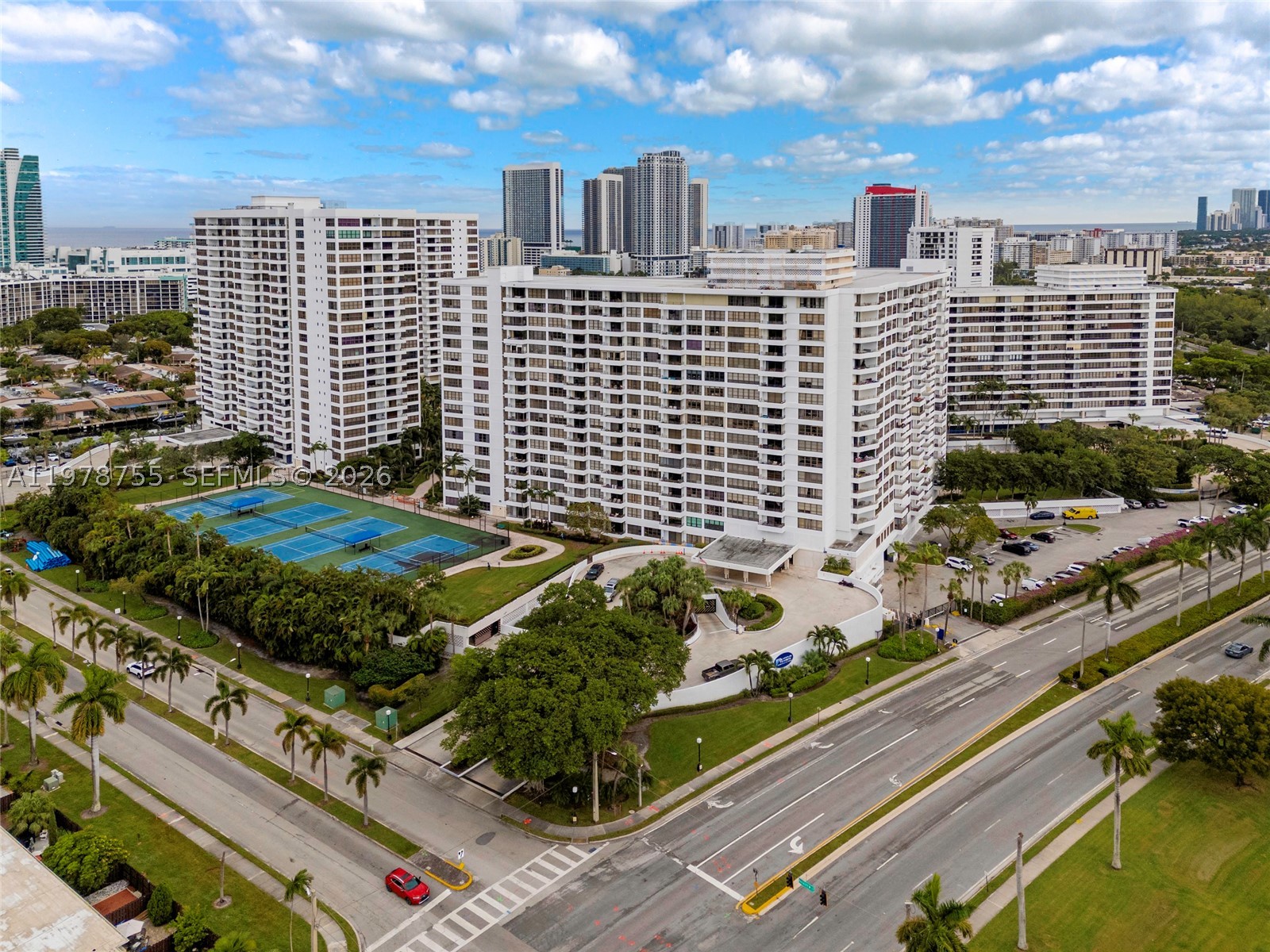 Hallandale Beach photo 4