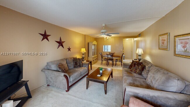 Hallandale Beach photo 3