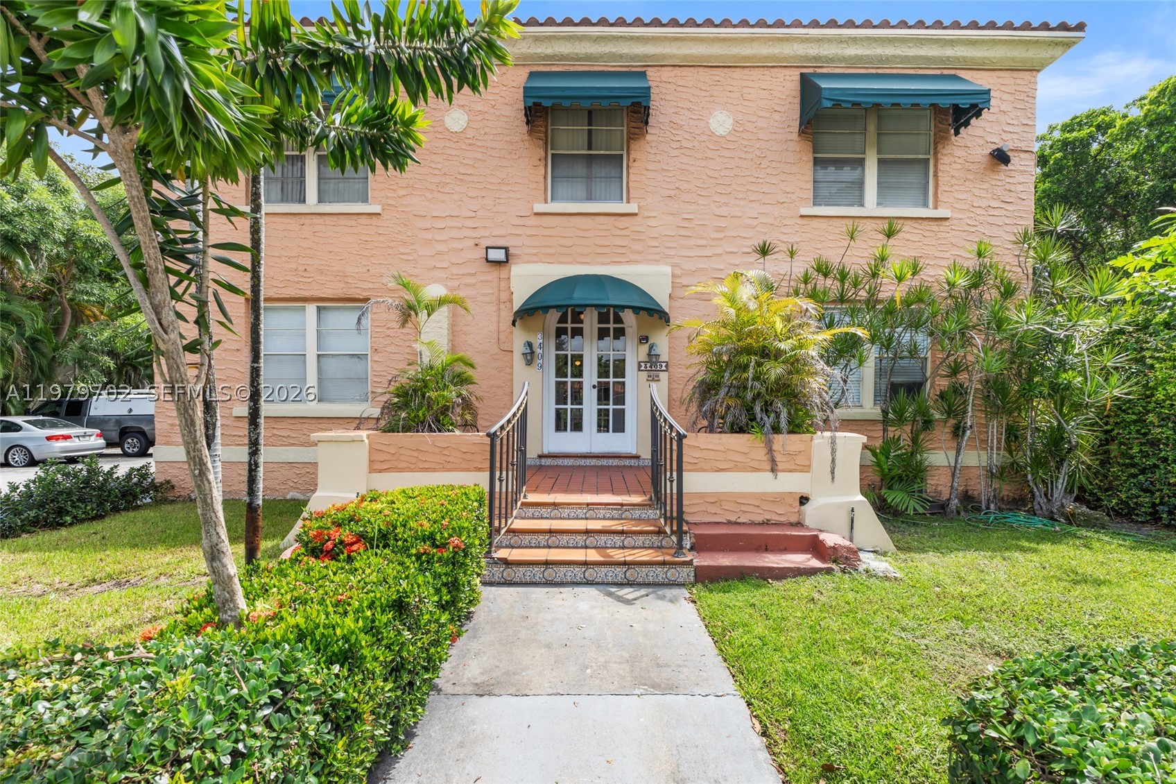 Coral Gables photo 2